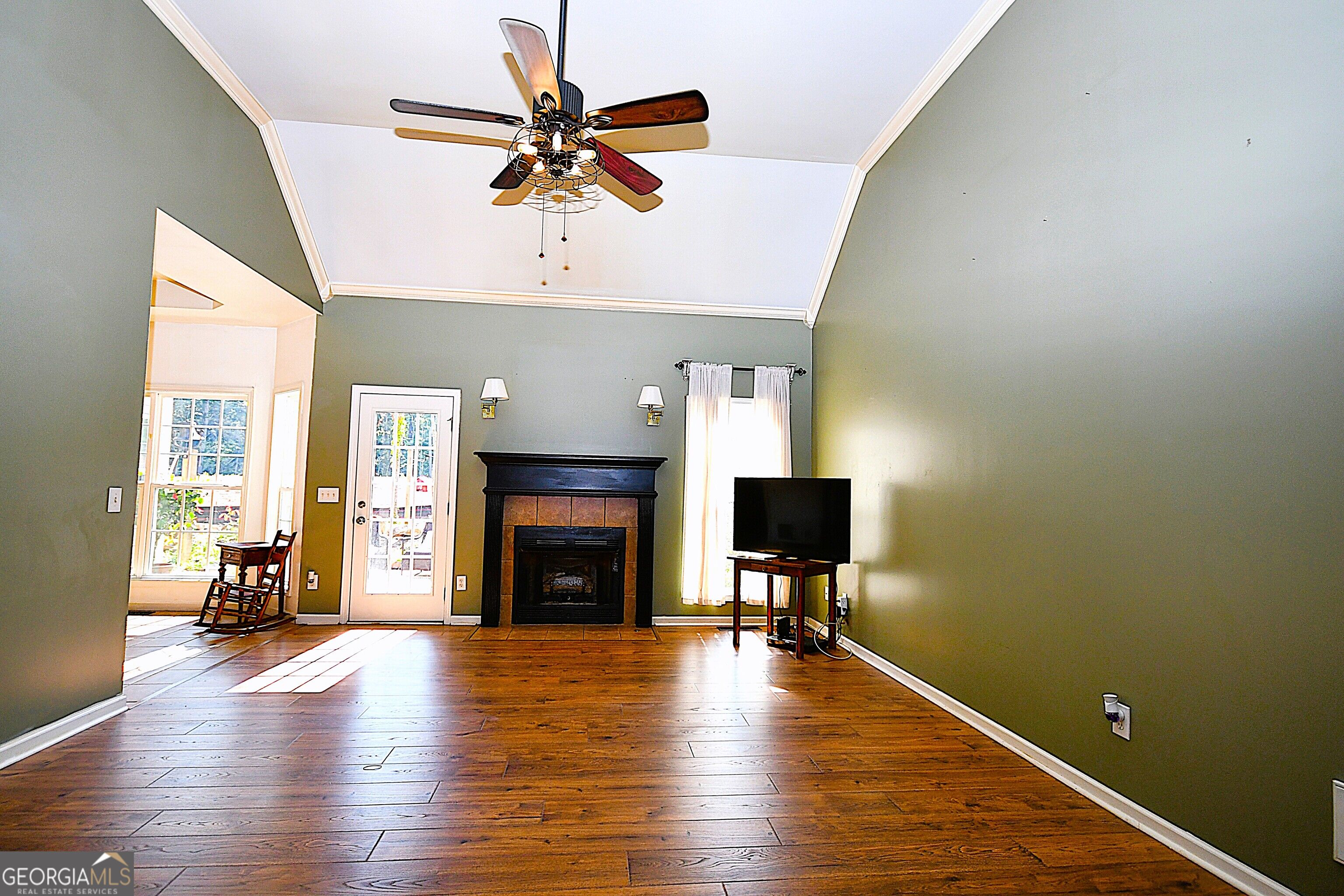 103 Meadowbrook Lane Property Photo 13
