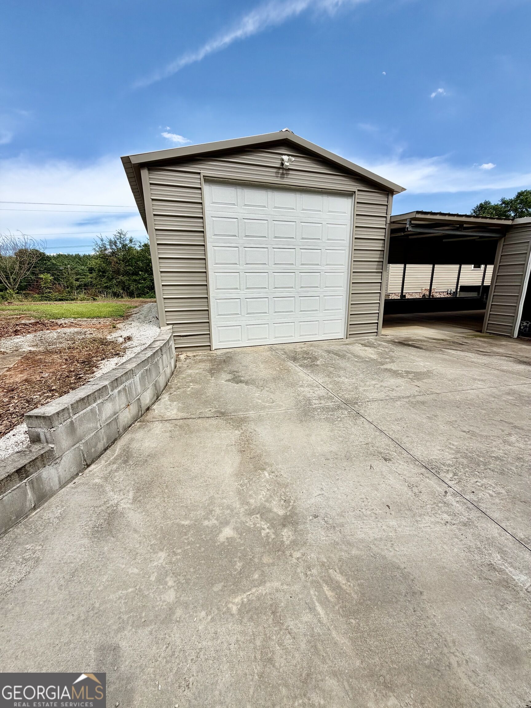 1549 Greenfield Property Photo 26