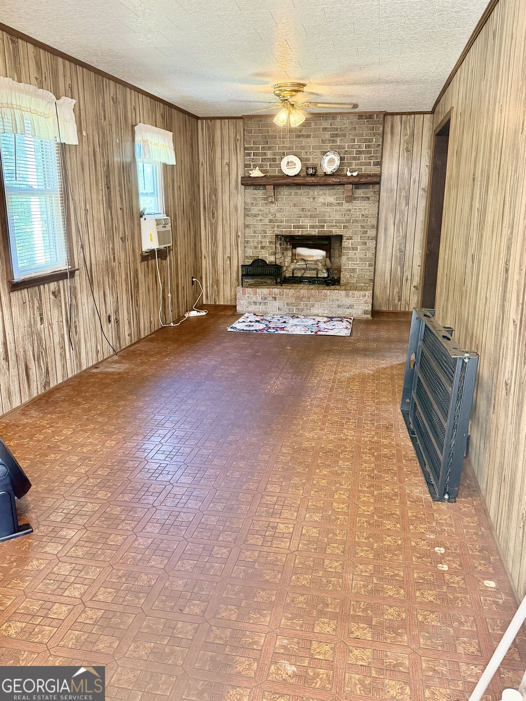 1549 Greenfield Property Photo 30
