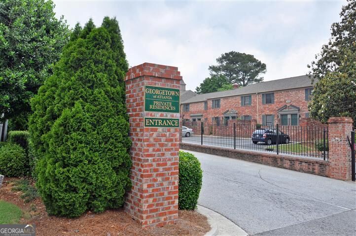 3097 Colonial Way # P Property Photo 1