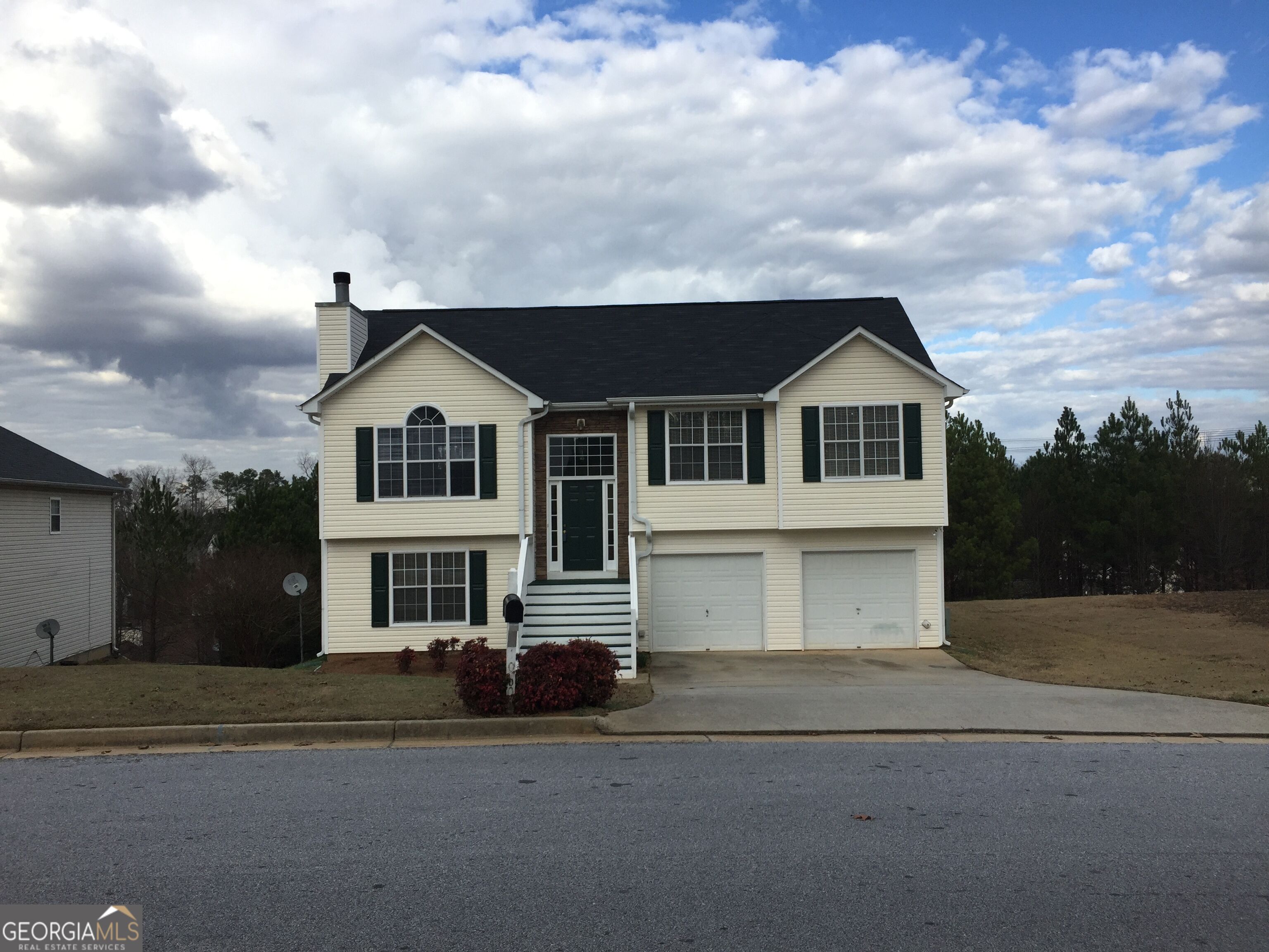 10600 Redbud Lane Property Photo 1