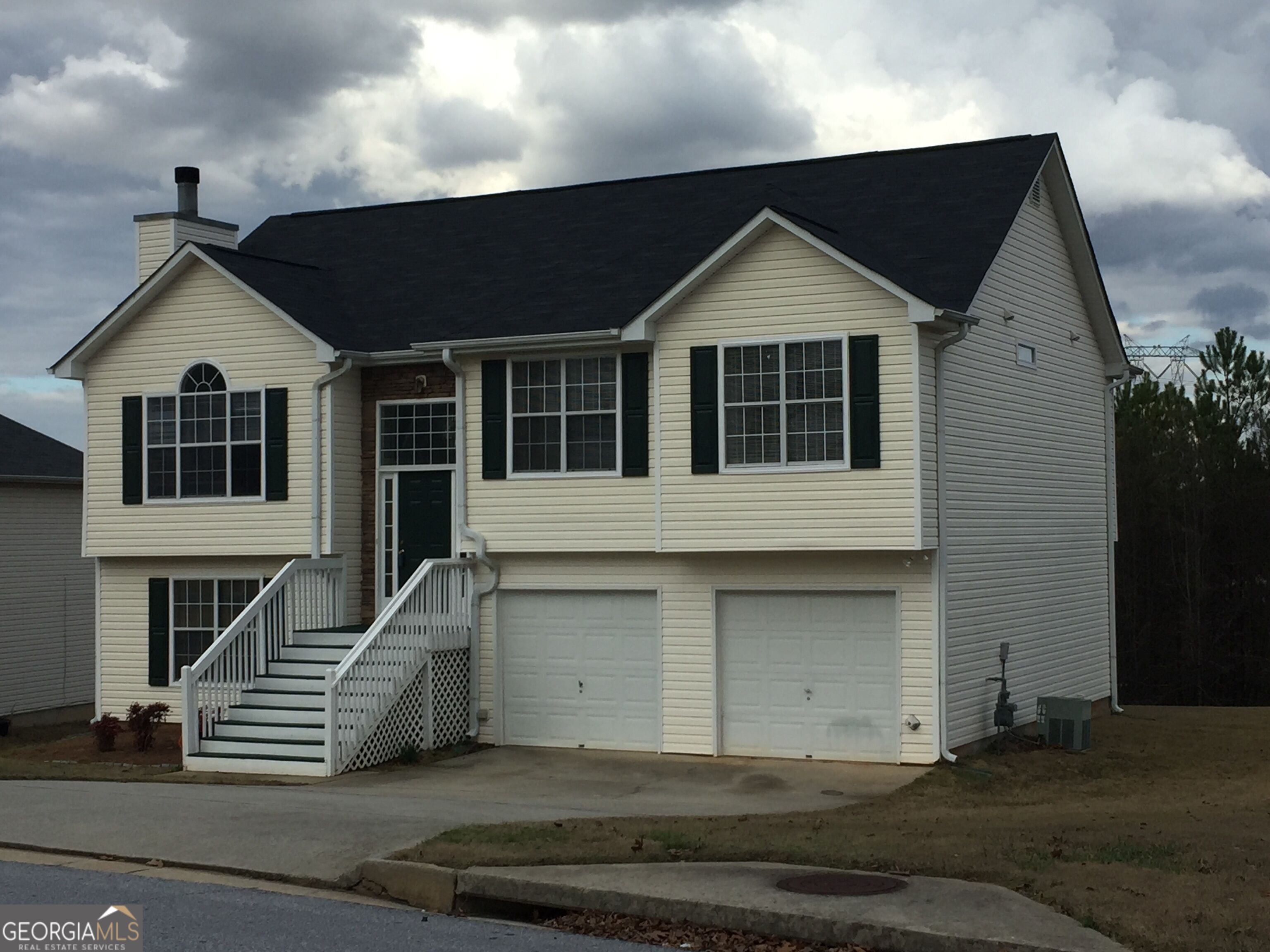 10600 Redbud Lane Property Photo 3