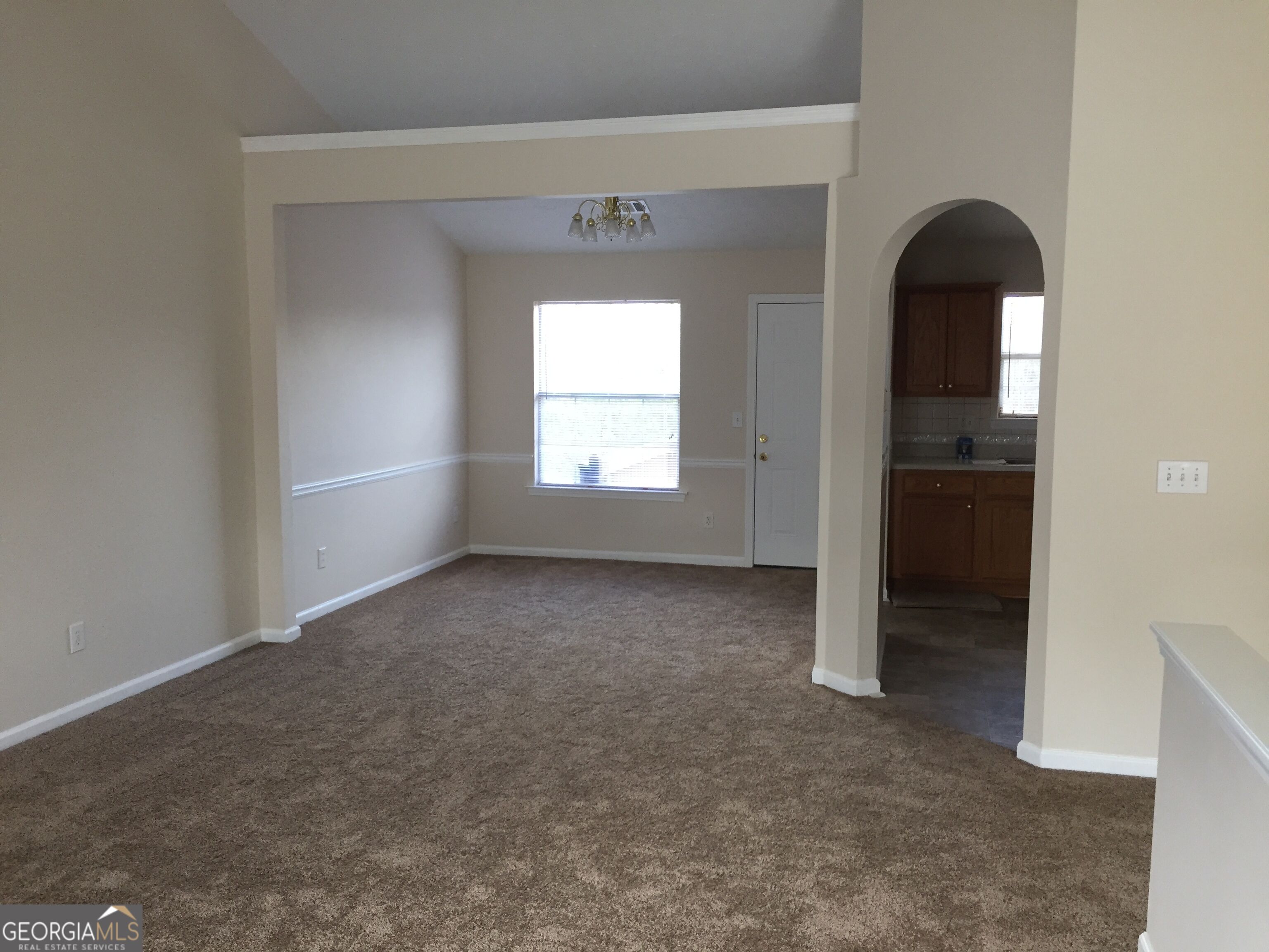 10600 Redbud Lane Property Photo 7