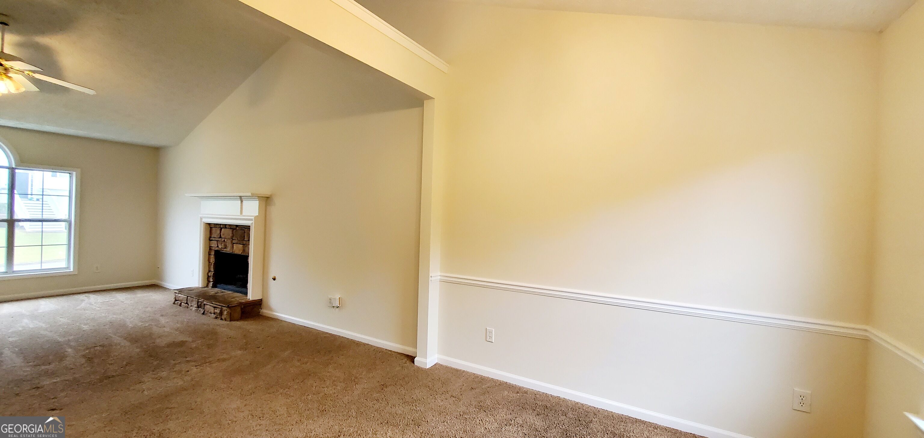 10600 Redbud Lane Property Photo 9