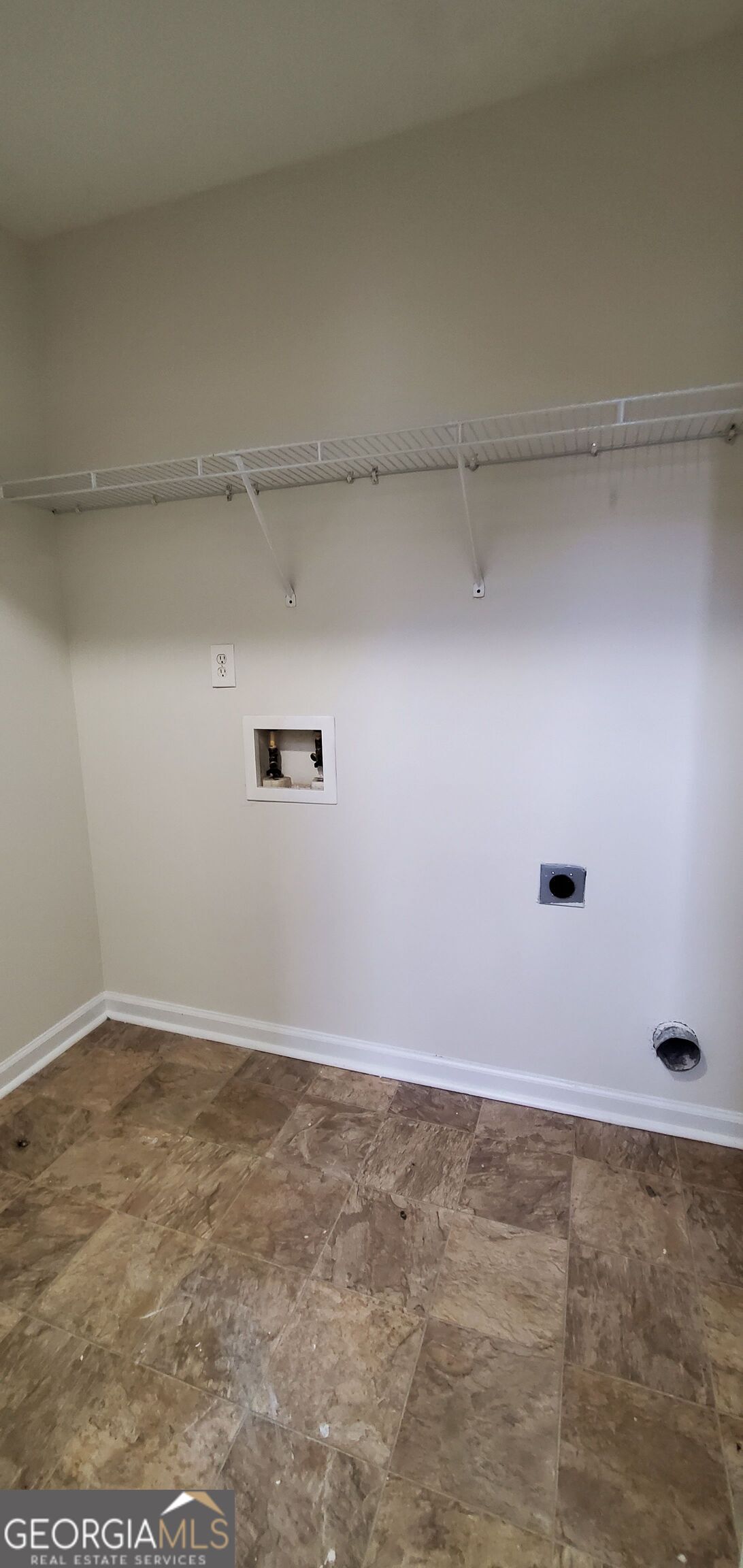 10600 Redbud Lane Property Photo 13