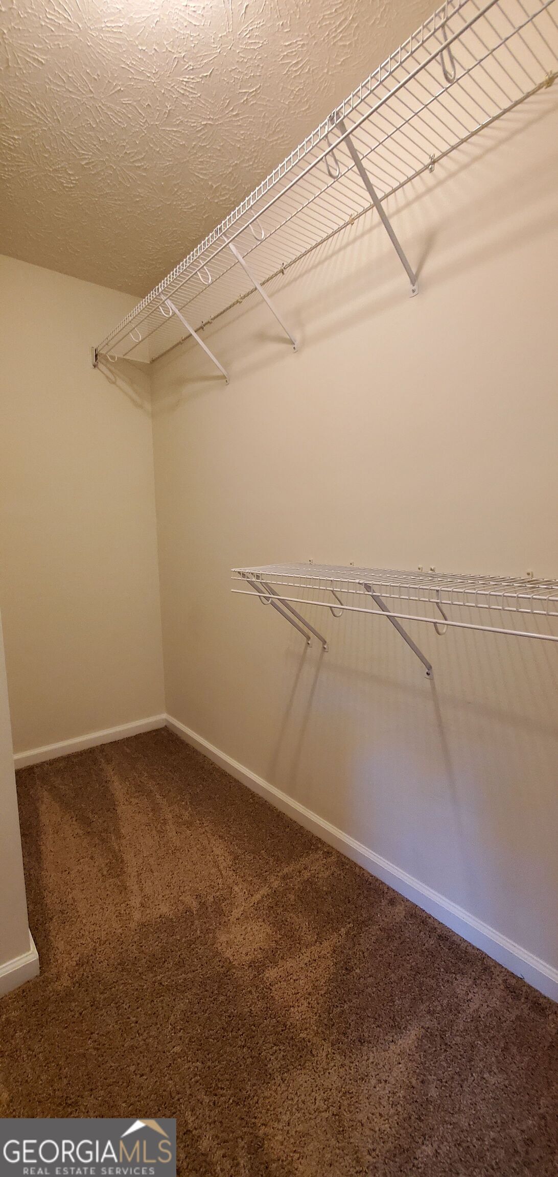 10600 Redbud Lane Property Photo 15