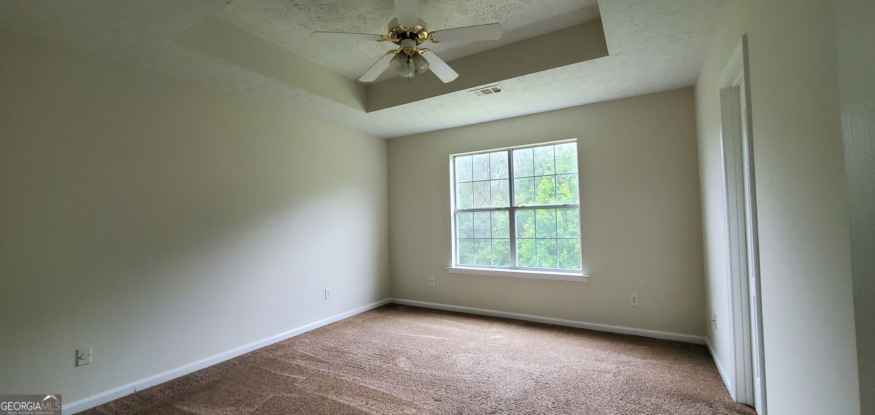 10600 Redbud Lane Property Photo 16