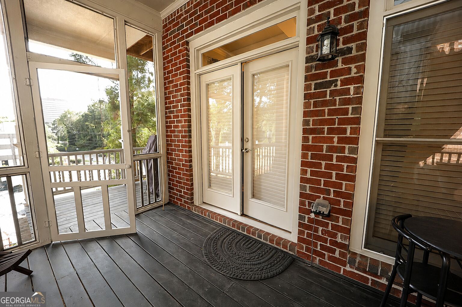 1085 Charles Towne Square Property Photo 15