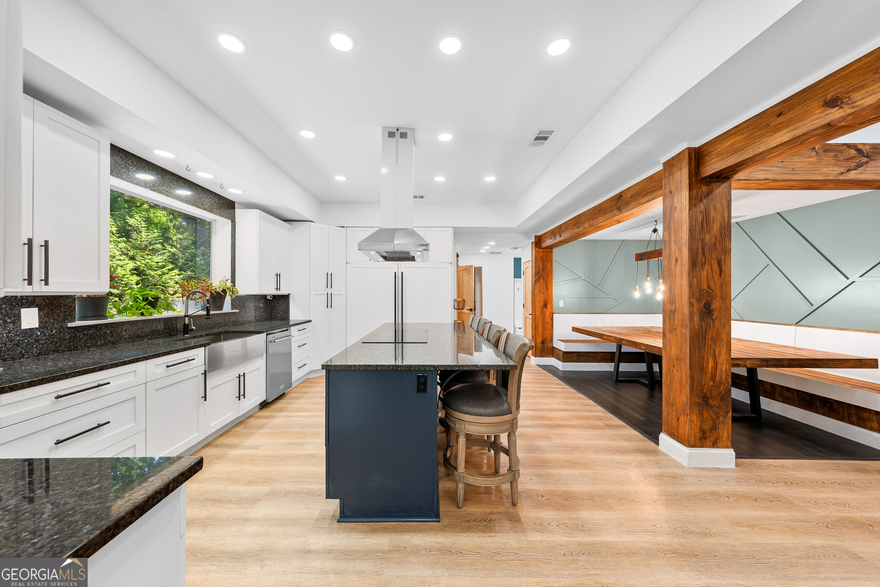 270 Baker Street Property Photo 11