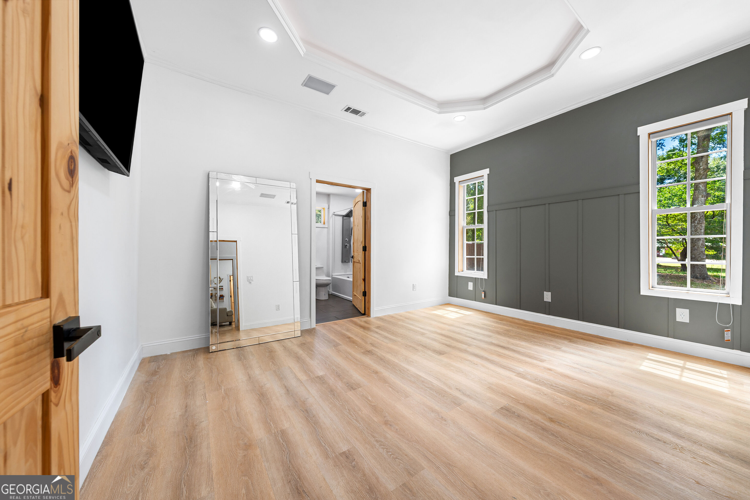 270 Baker Street Property Photo 17