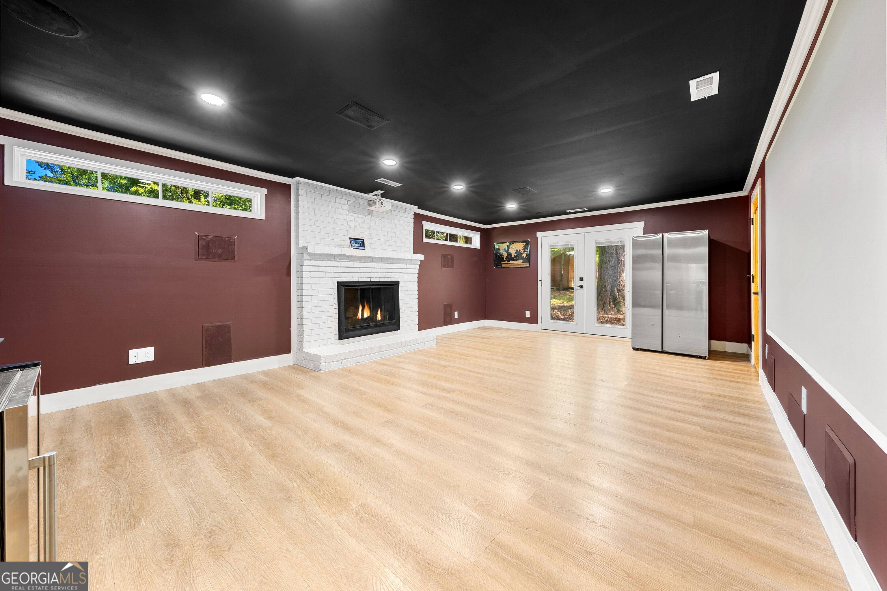 270 Baker Street Property Photo 21
