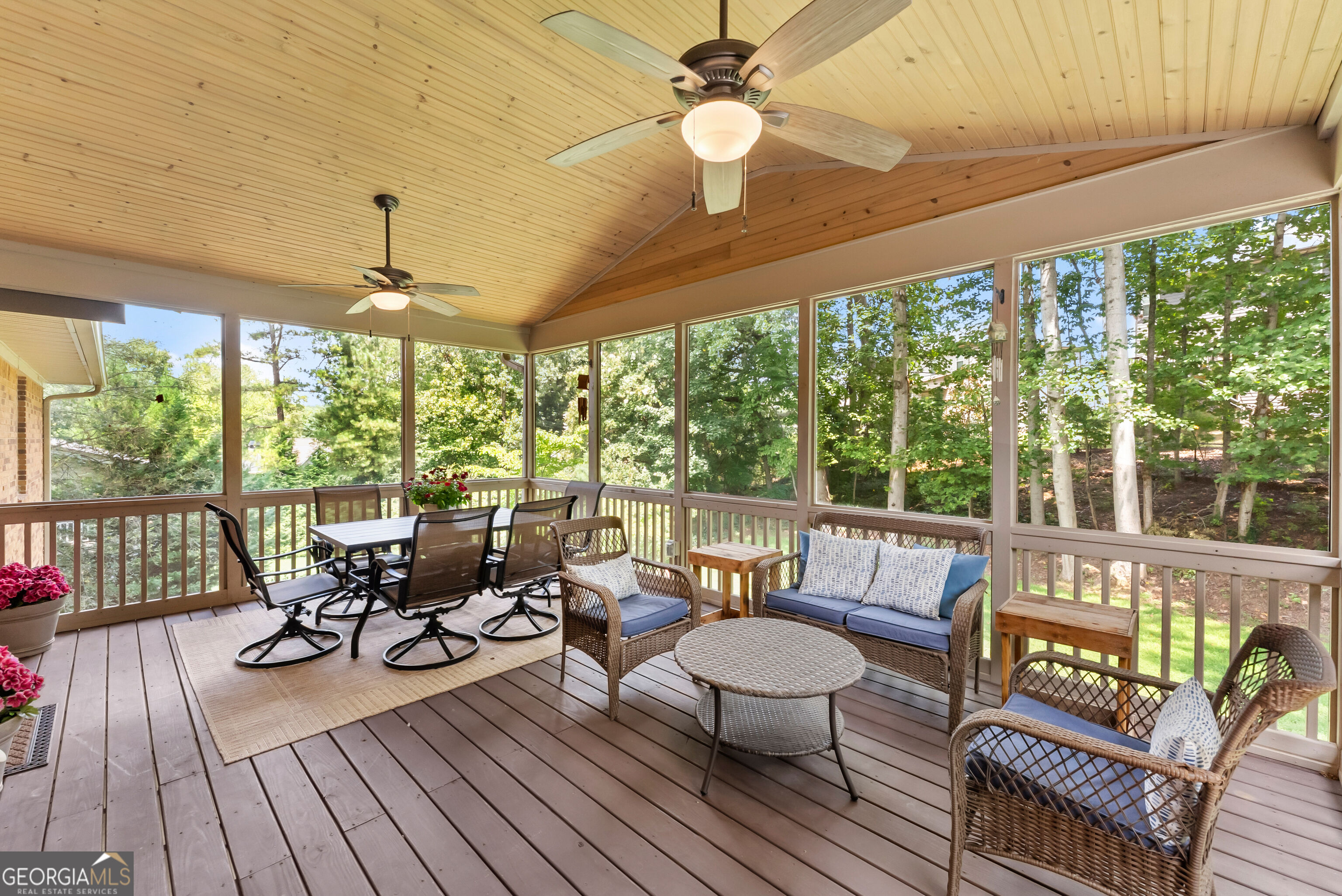 290 Cochran Drive Property Photo 10