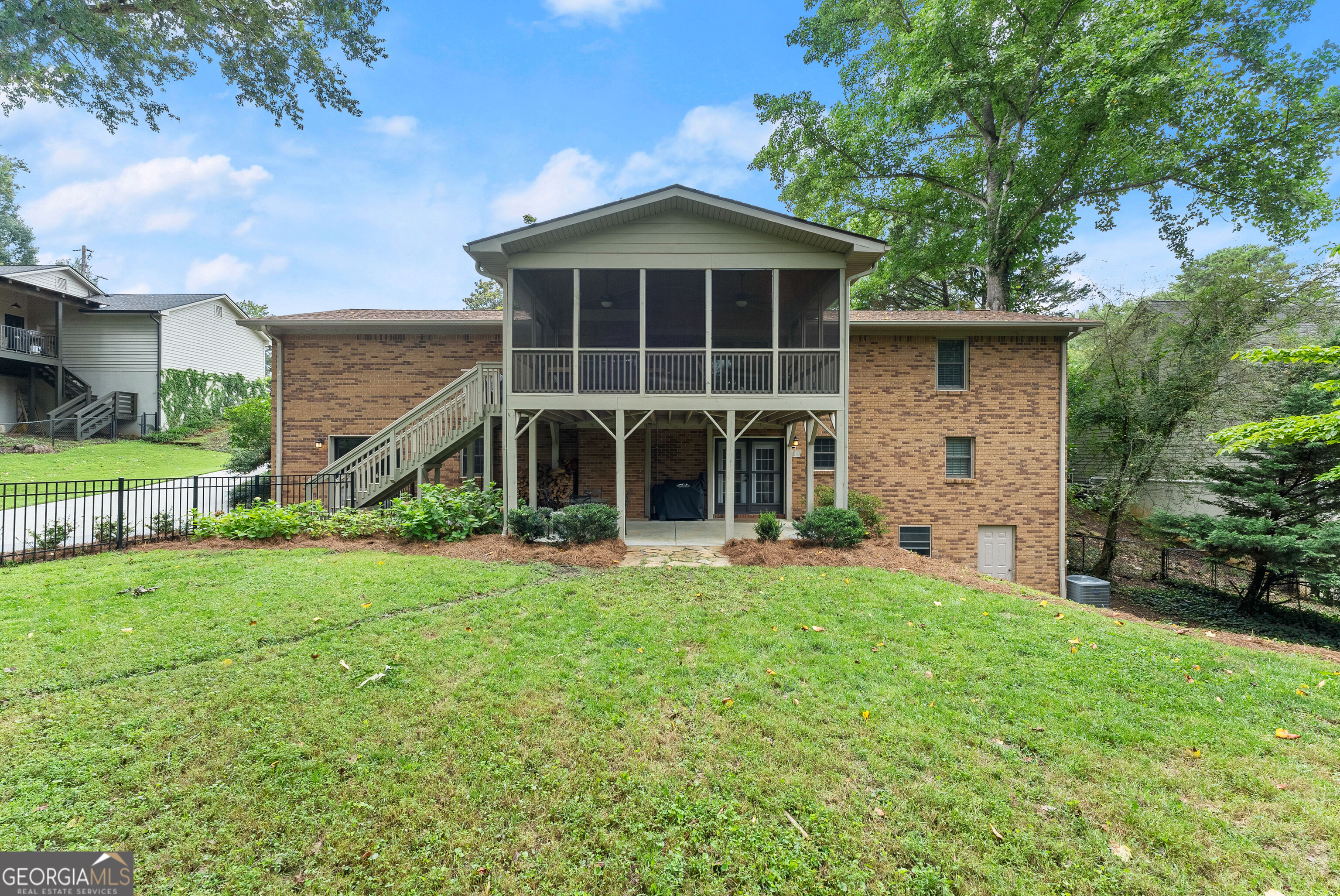 290 Cochran Drive Property Photo 55