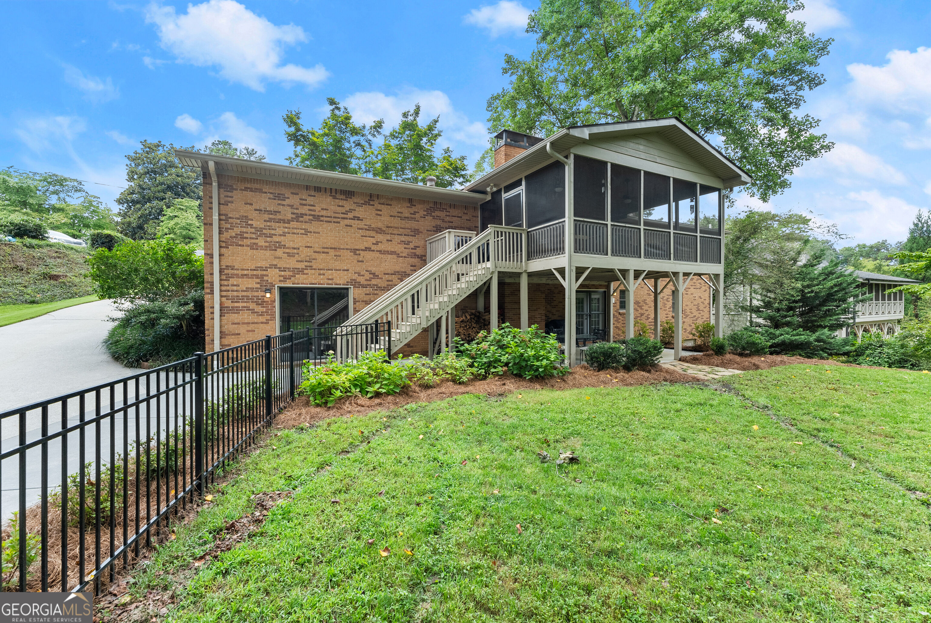 290 Cochran Drive Property Photo 57