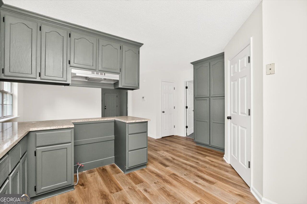 115 Kensington Circle Property Photo 16