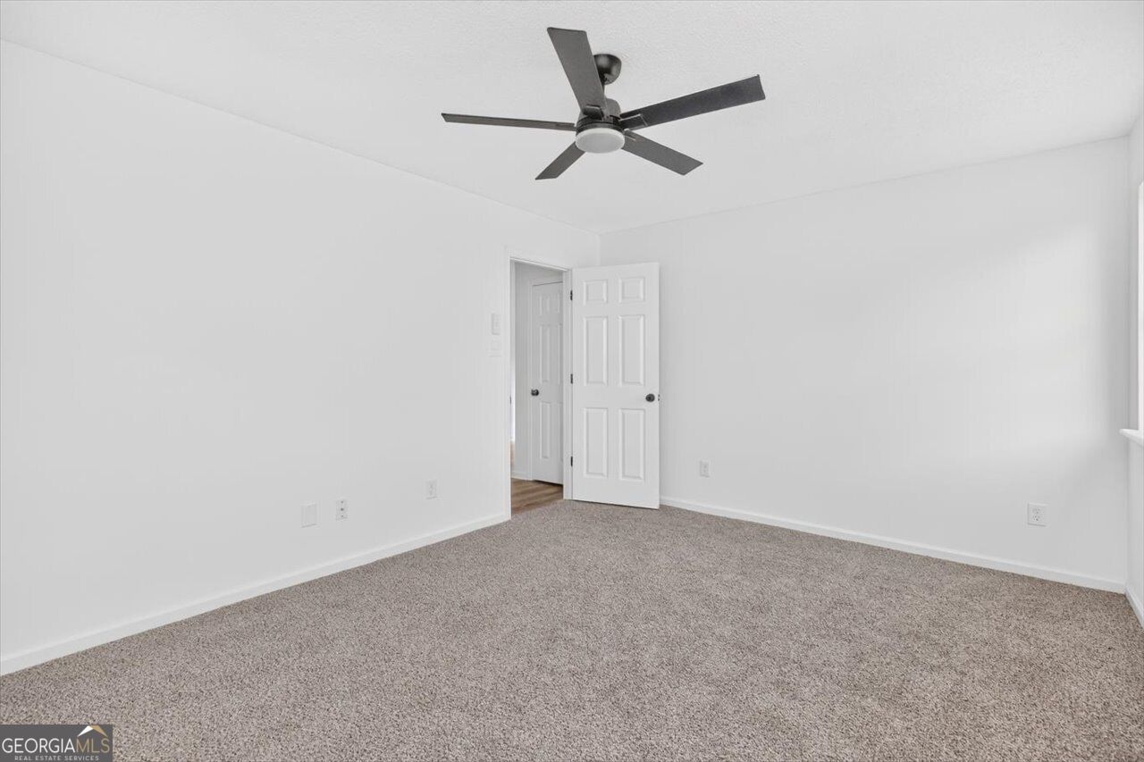 115 Kensington Circle Property Photo 24