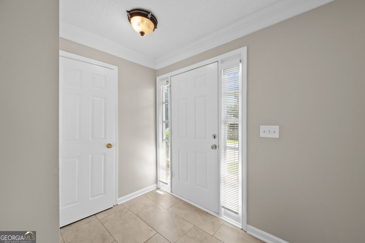 2797 Northgate Way Nw Property Photo 3