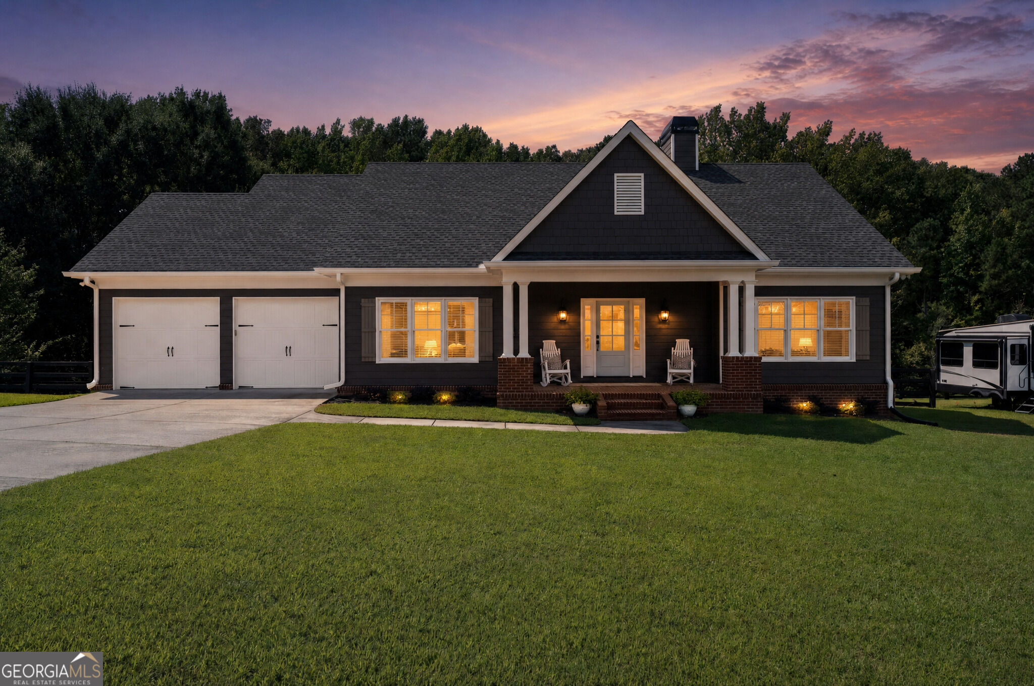 4465 Carters Creek Lane Property Photo 2