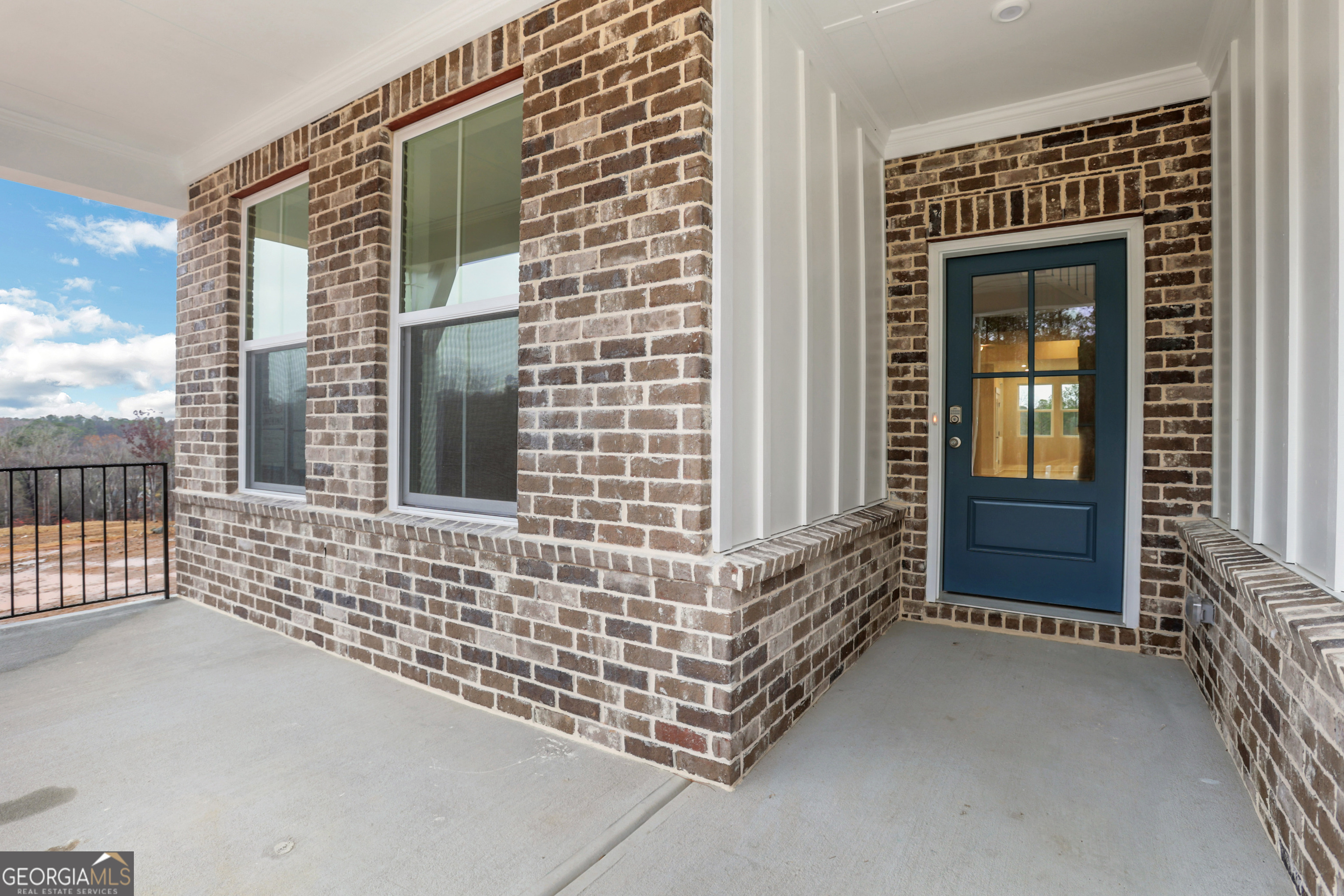 164 Henley Street Property Photo 4