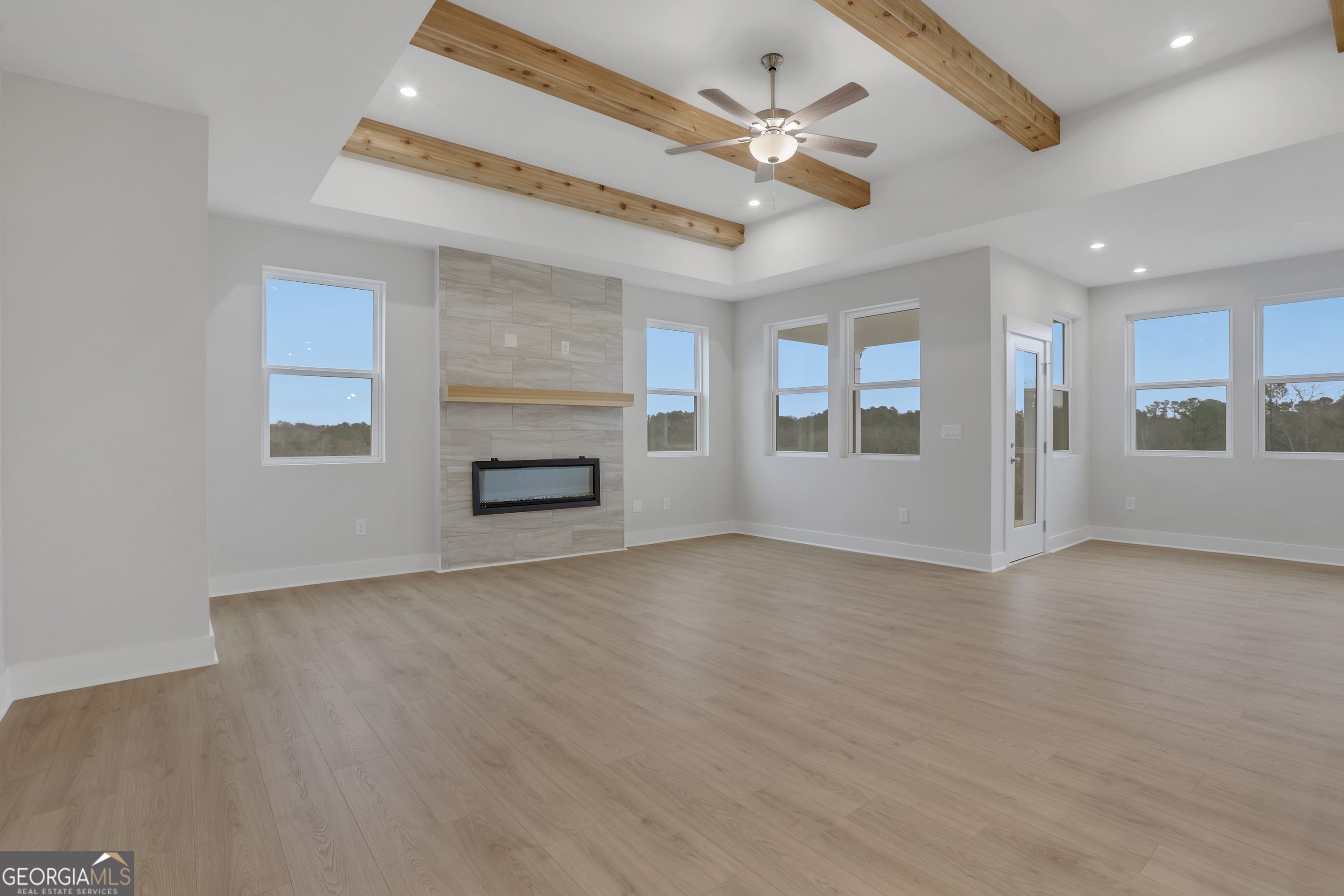 164 Henley Street Property Photo 6