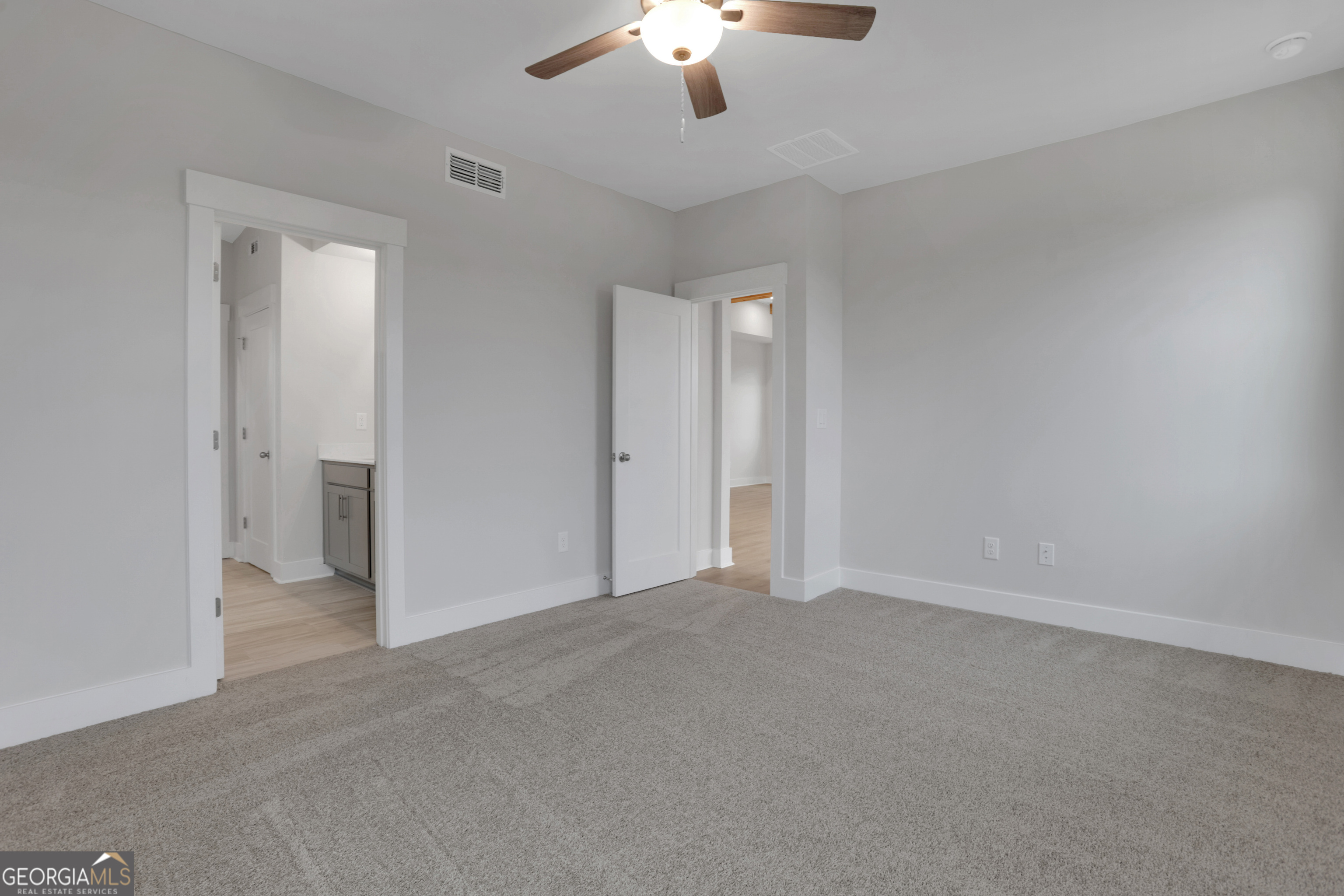 164 Henley Street Property Photo 24