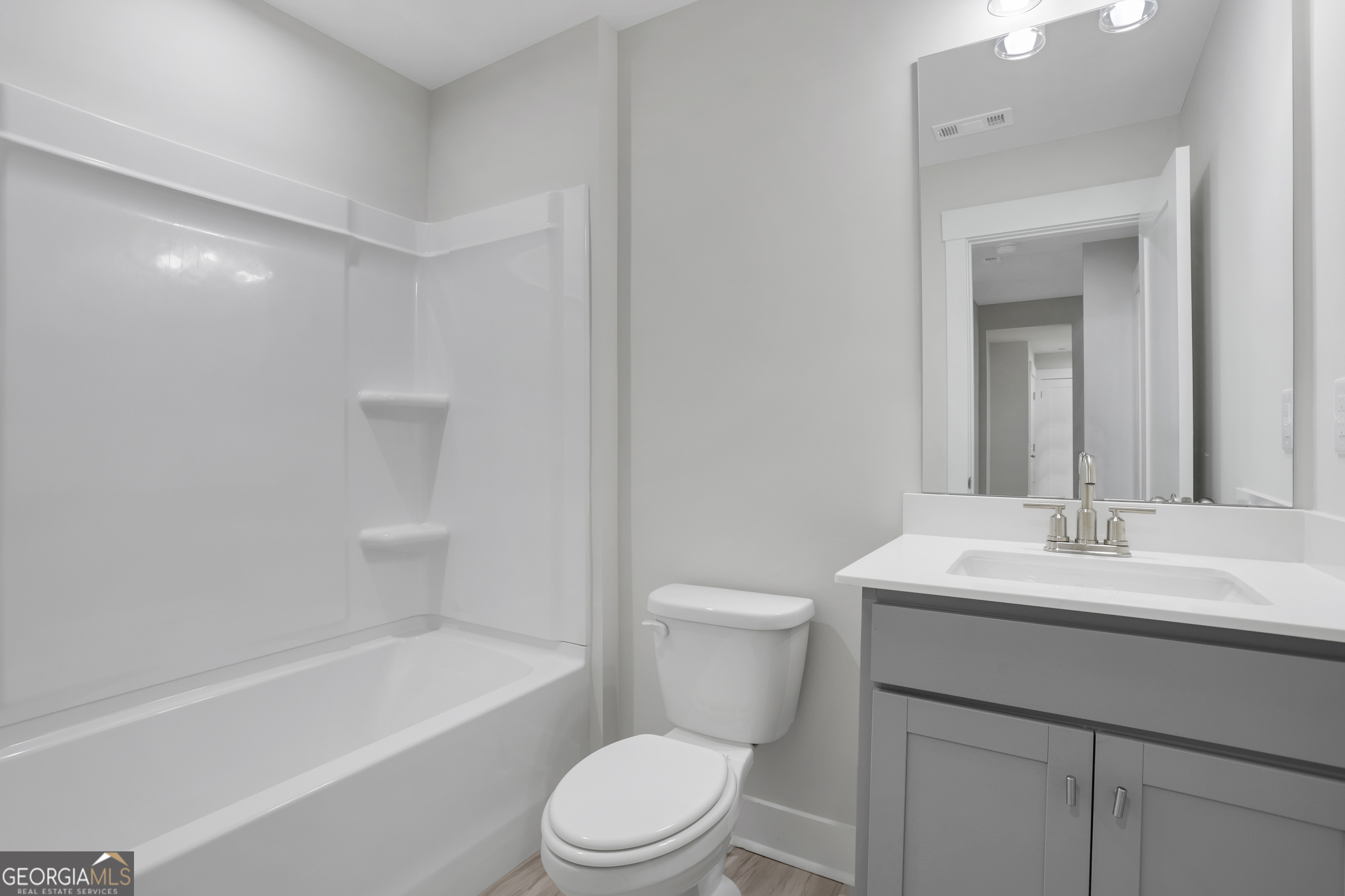 164 Henley Street Property Photo 35
