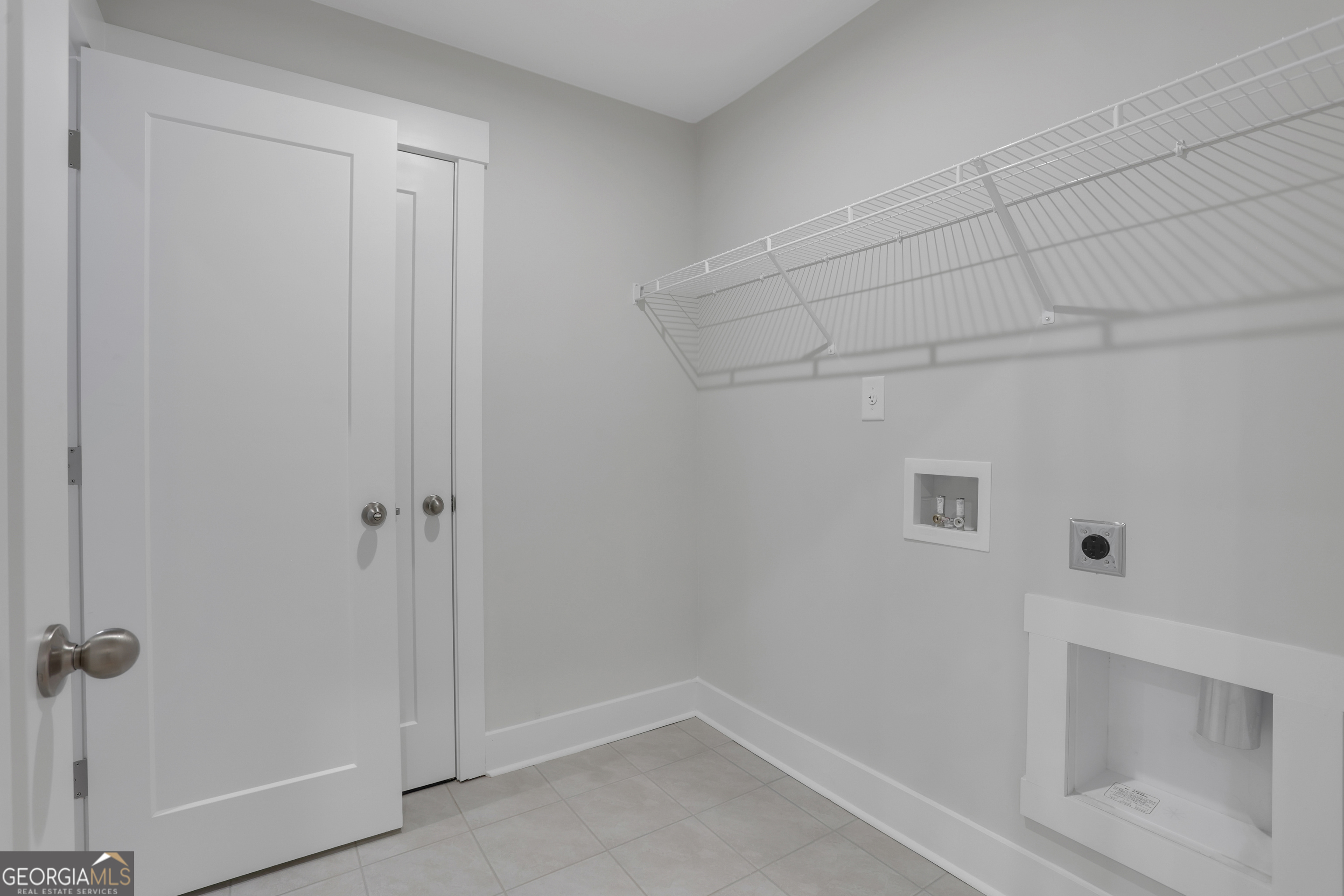 164 Henley Street Property Photo 38