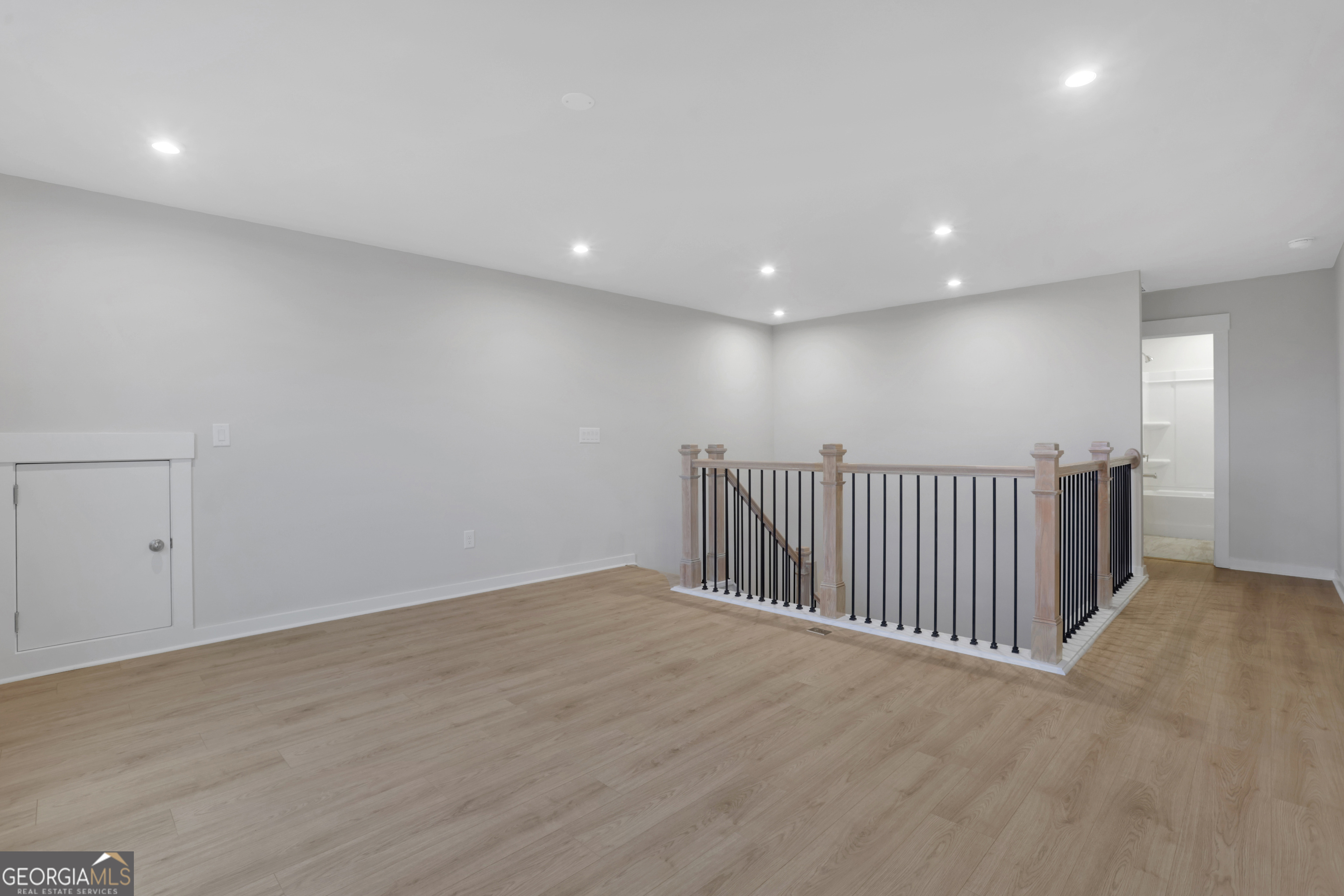 164 Henley Street Property Photo 41