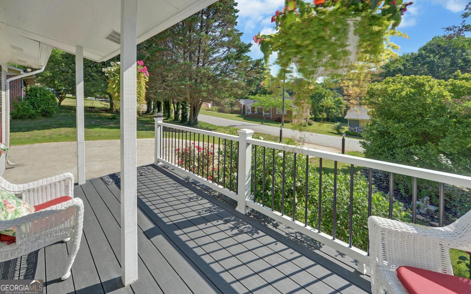 102 Cherry Street Property Photo 4