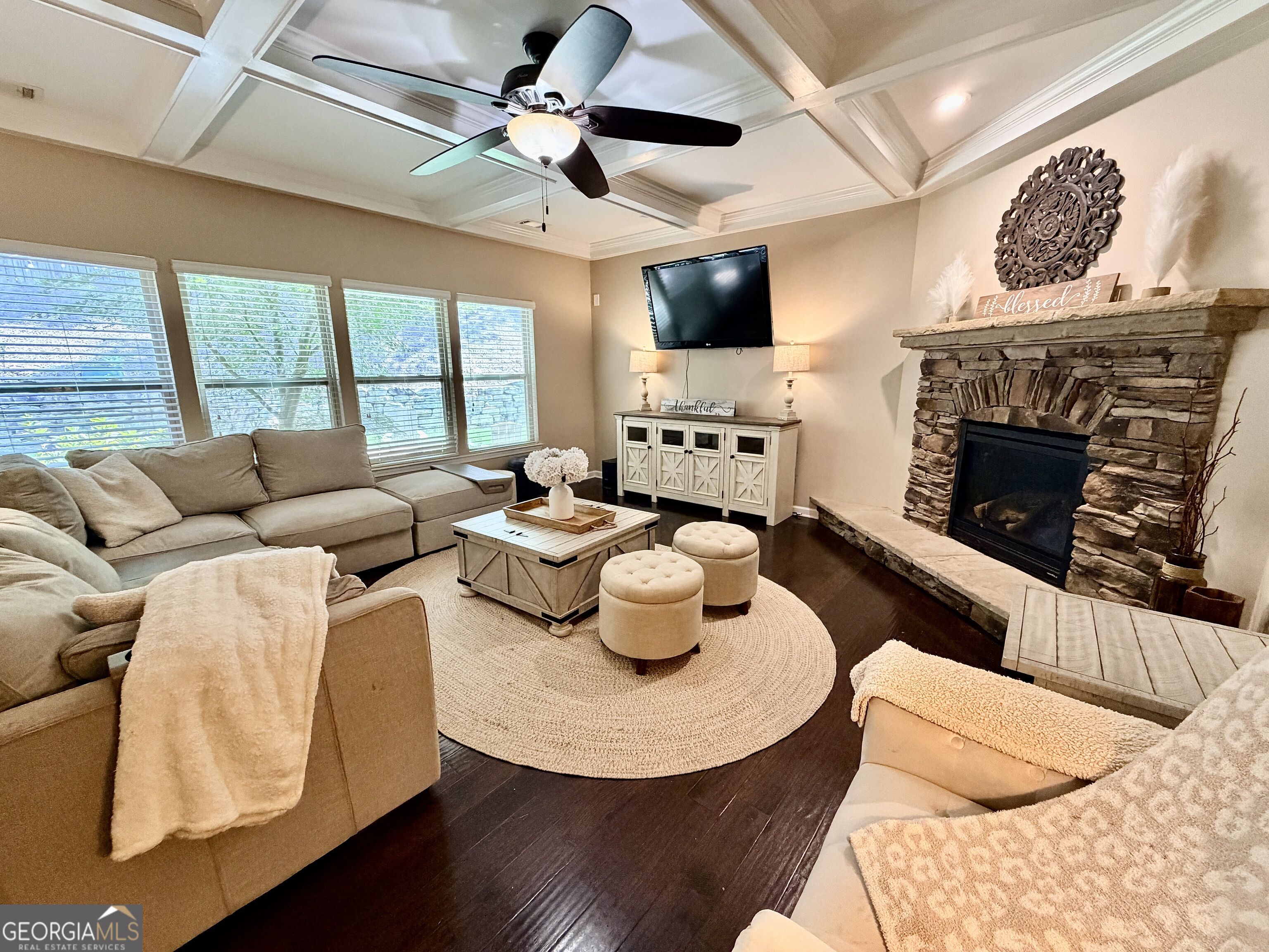 5950 Somersby Circle Property Photo 2