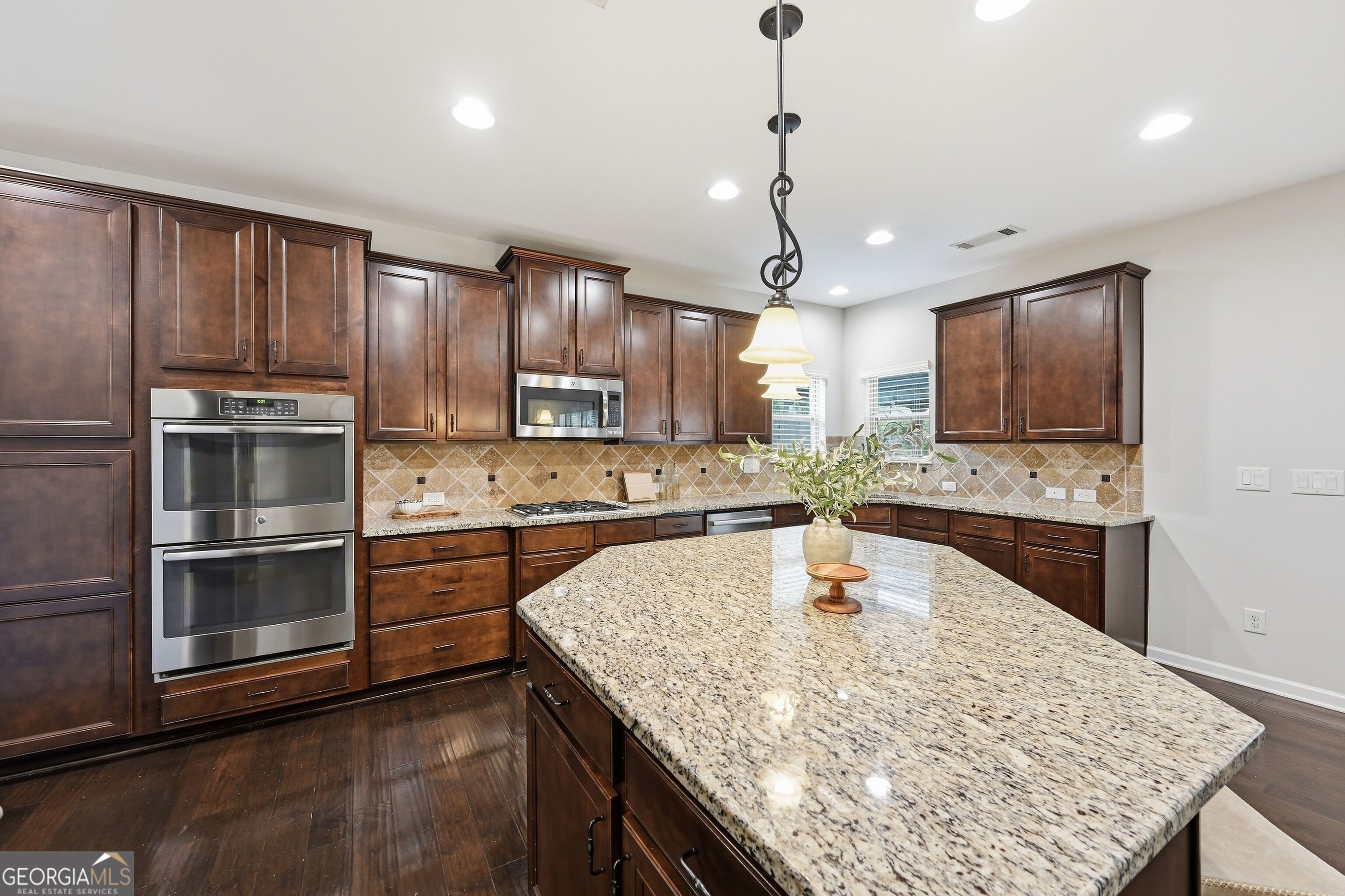 5950 Somersby Circle Property Photo 22