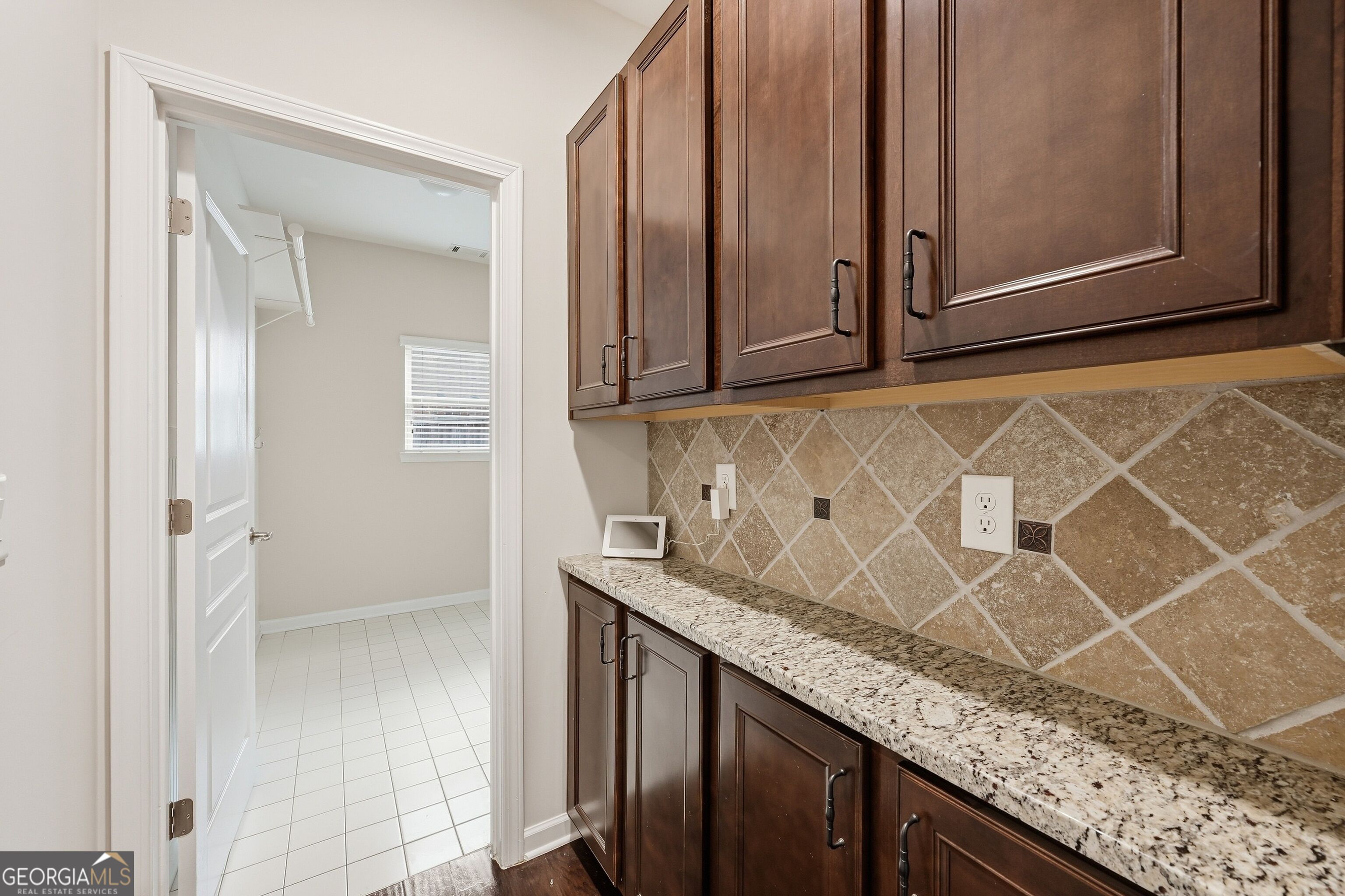 5950 Somersby Circle Property Photo 29