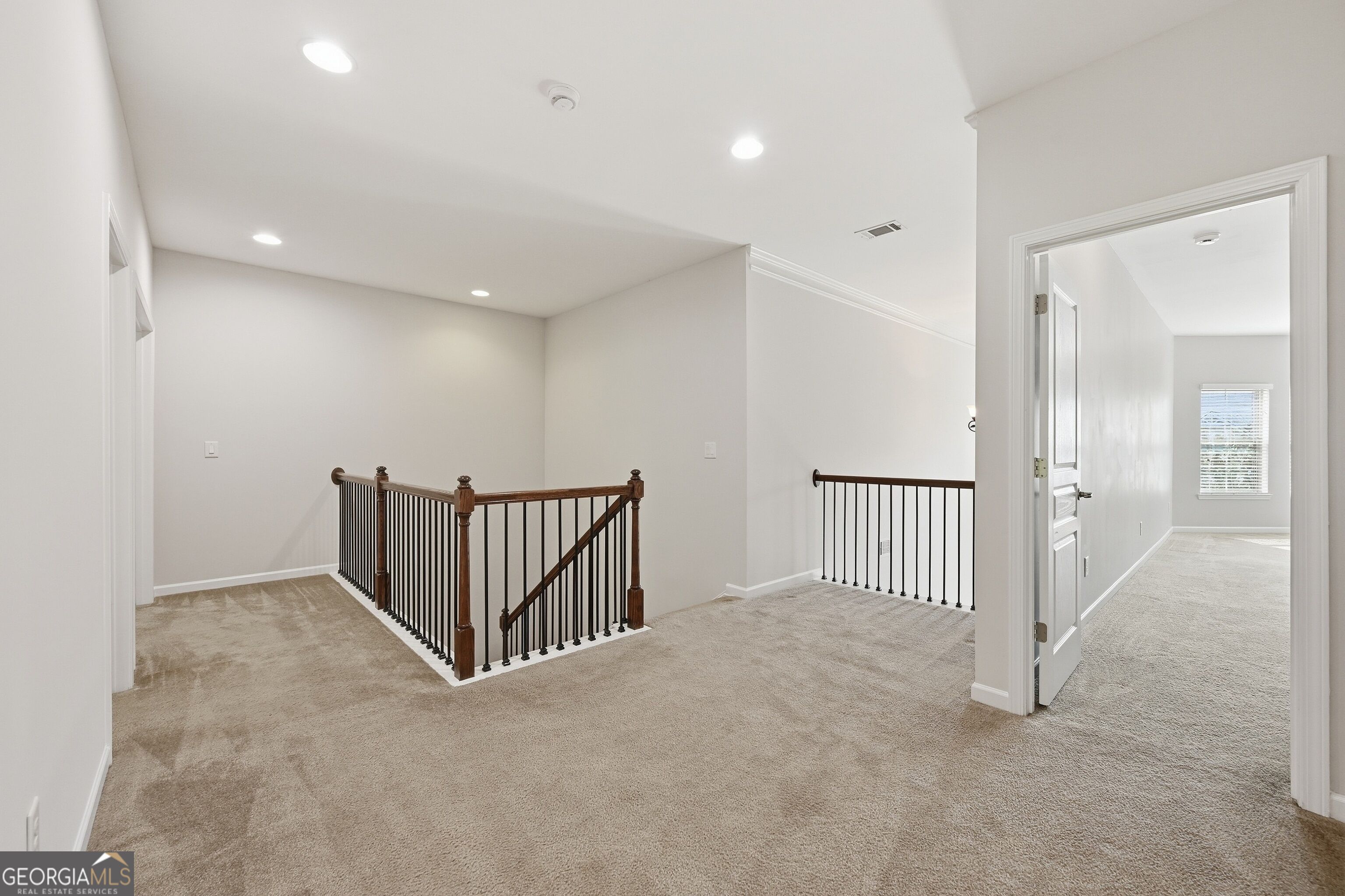 5950 Somersby Circle Property Photo 38