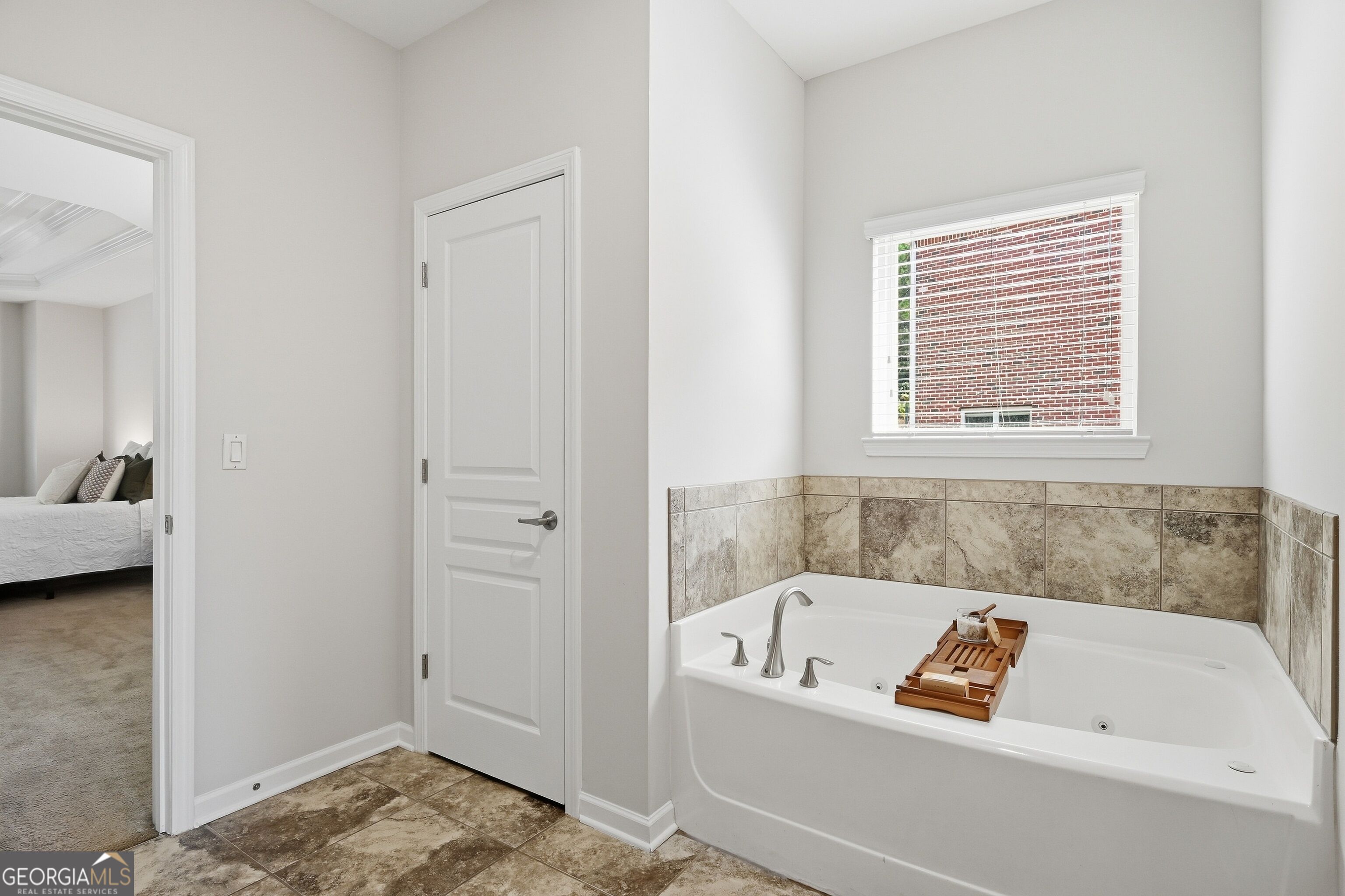 5950 Somersby Circle Property Photo 46