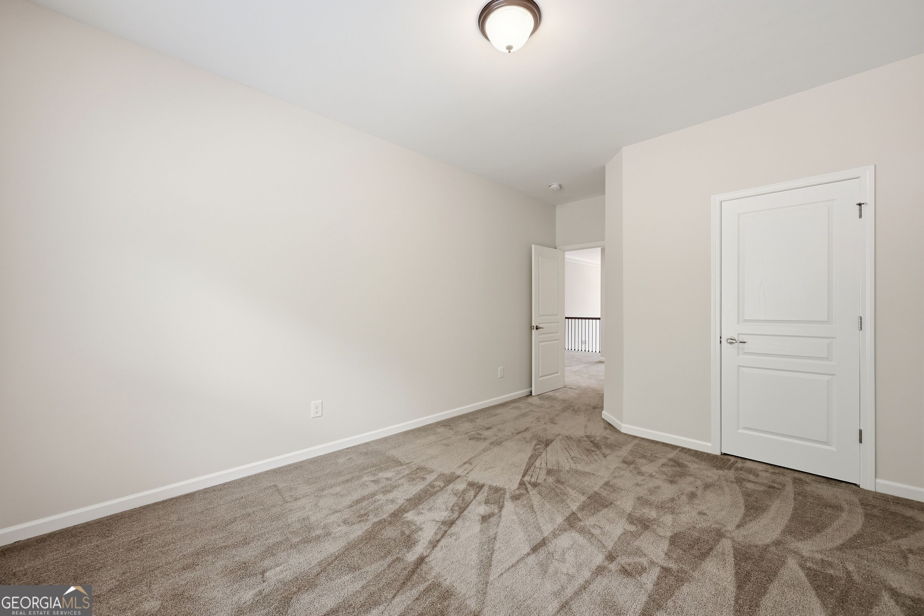 5950 Somersby Circle Property Photo 55