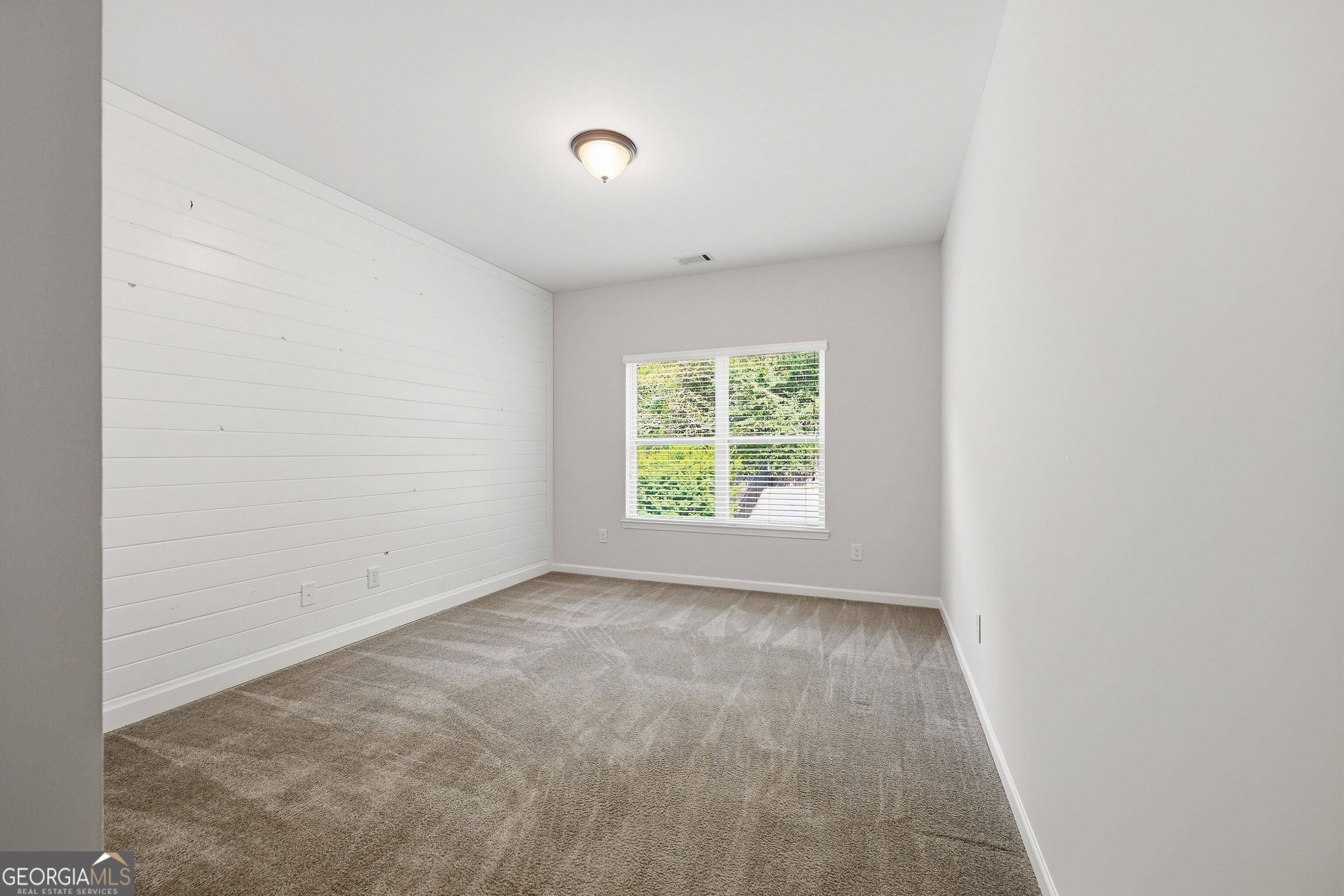 5950 Somersby Circle Property Photo 57