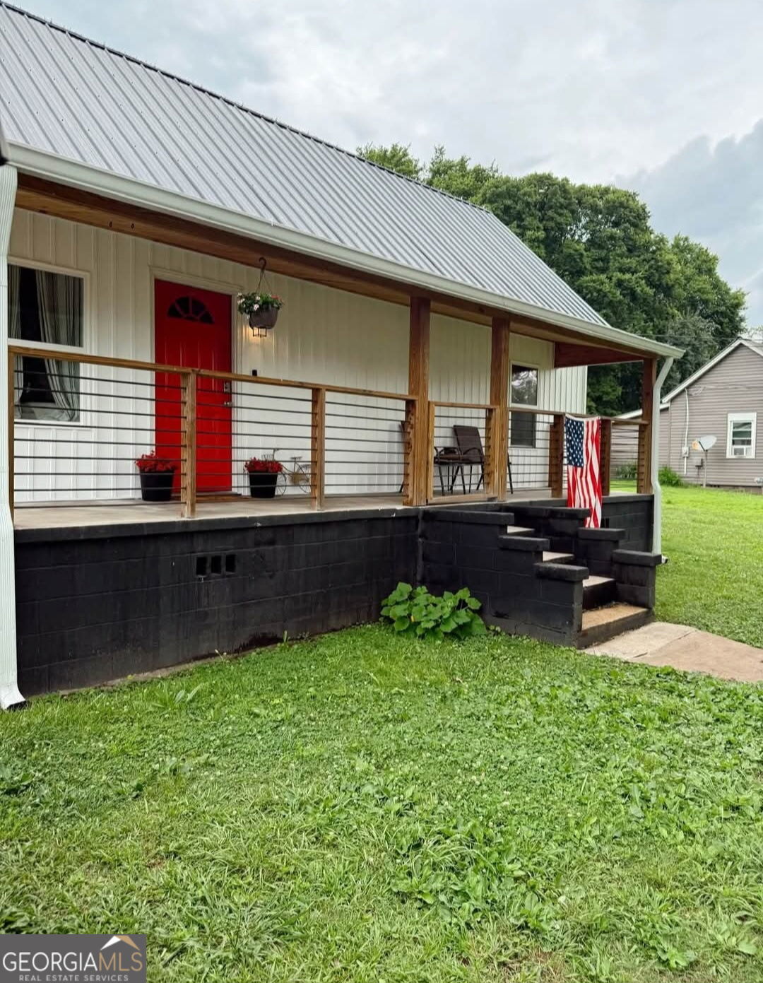 39 Chestnut Street Property Photo 1