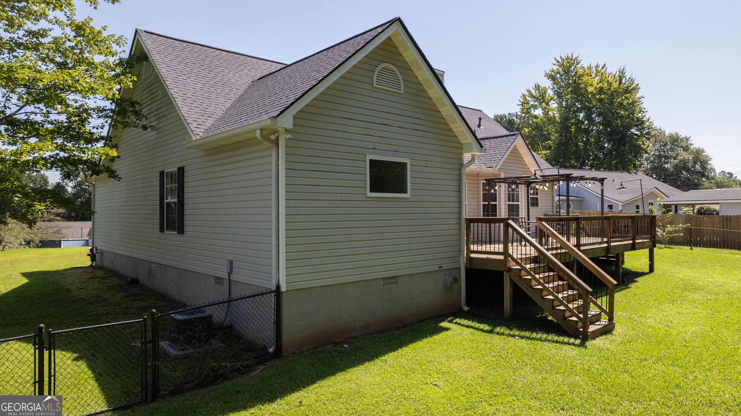 42 Mcpherson Lane Property Photo 18