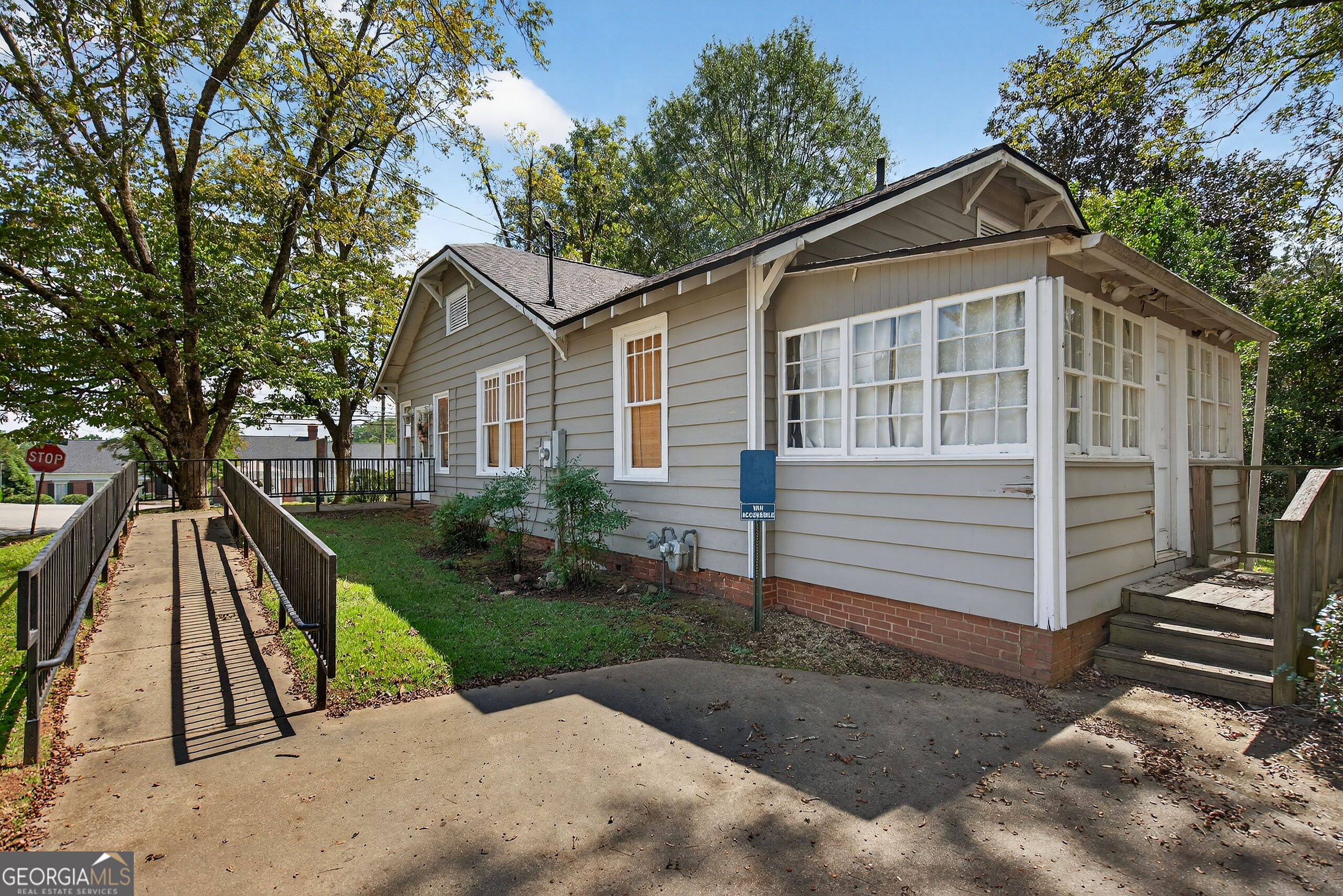 1017 Mooty Bridge Road Property Photo 4