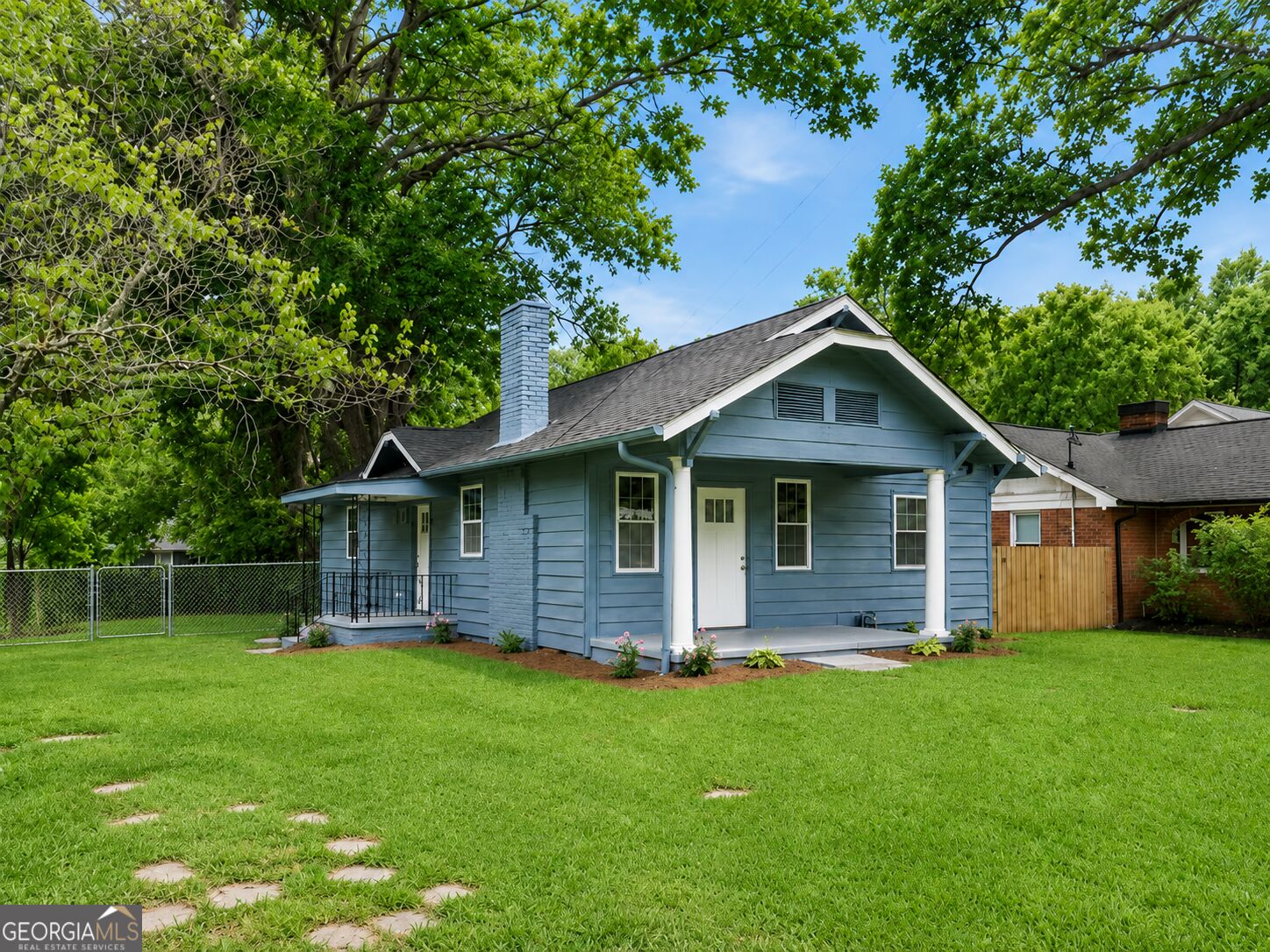 726 Pearce Street SW Property Photo 1