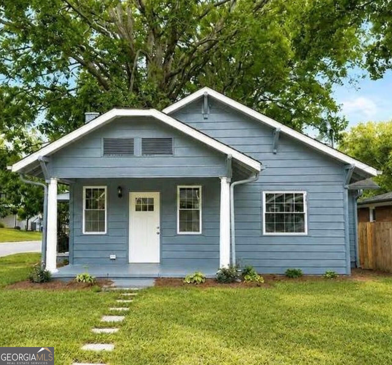 726 Pearce Street Sw Property Photo 1