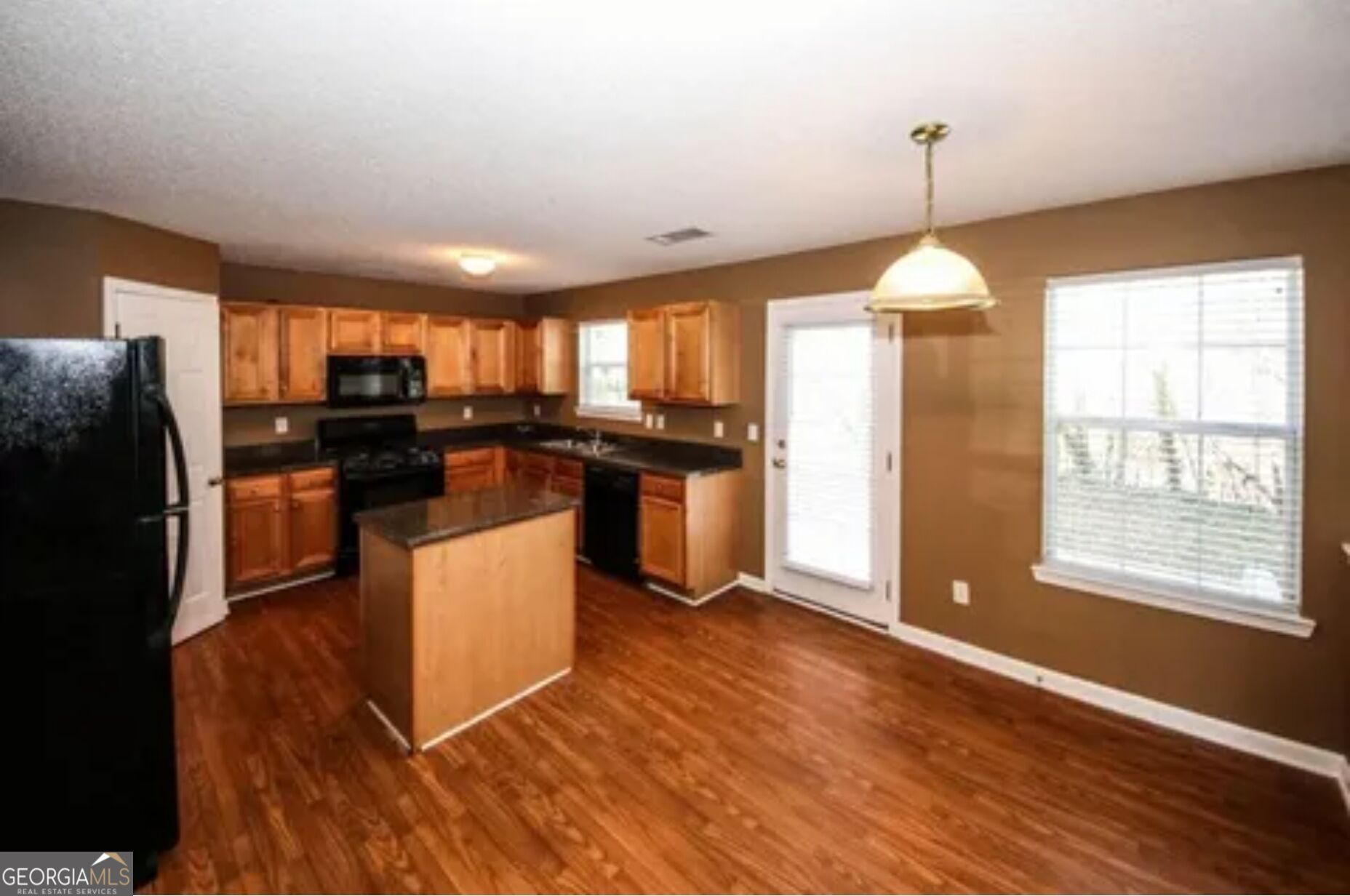6989 Oneil Court Property Photo 7