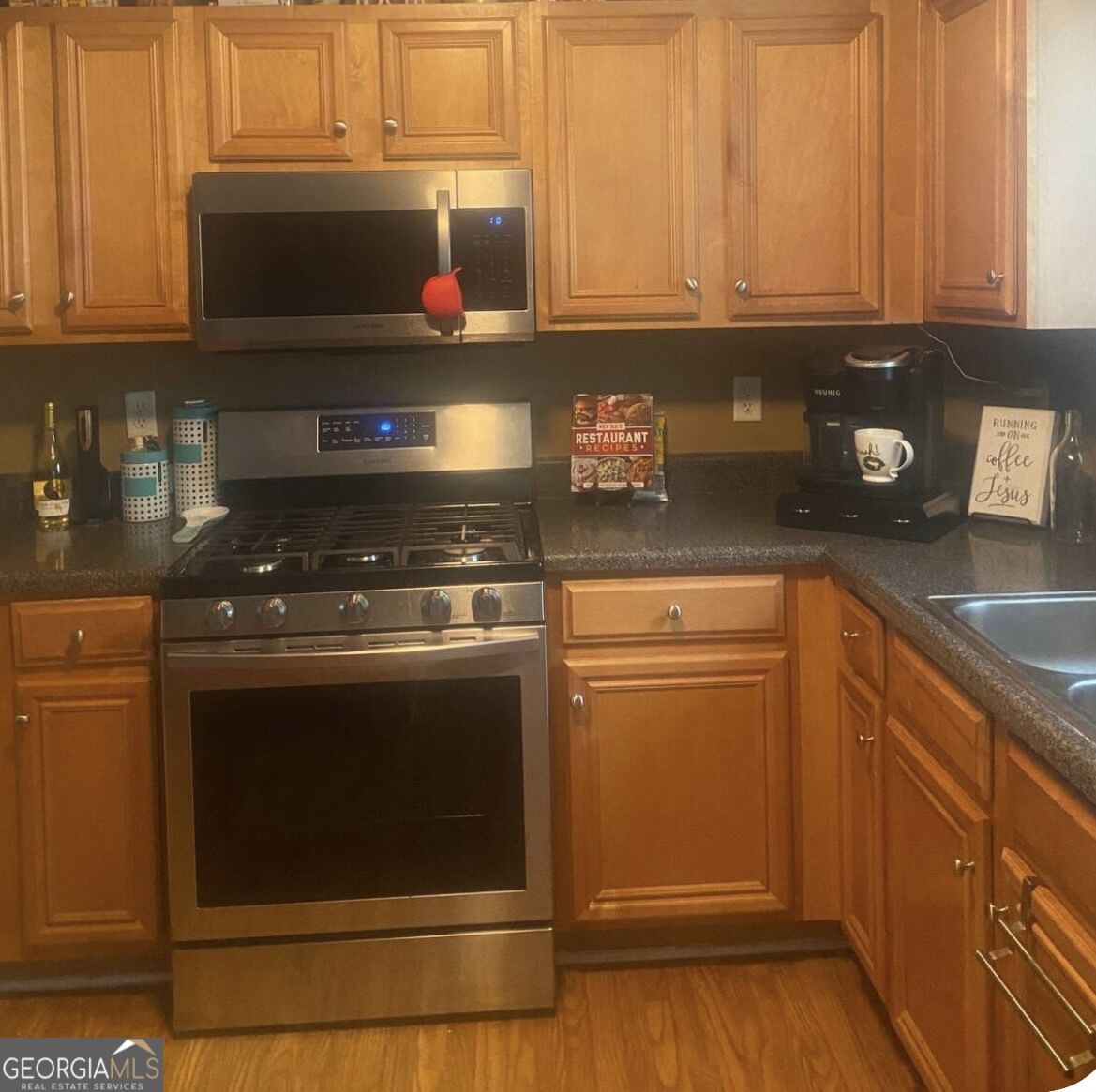 6989 Oneil Court Property Photo 9