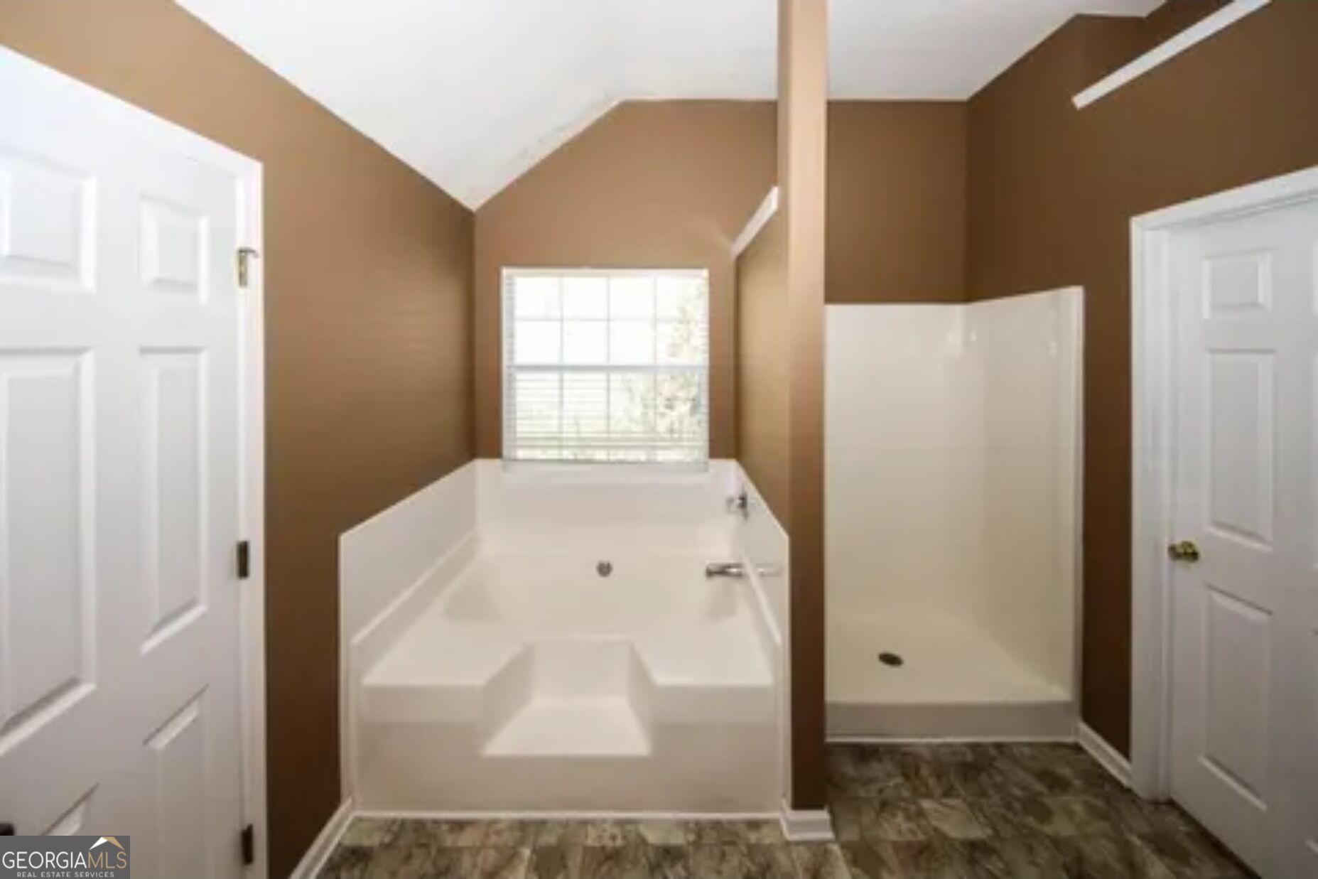 6989 Oneil Court Property Photo 20