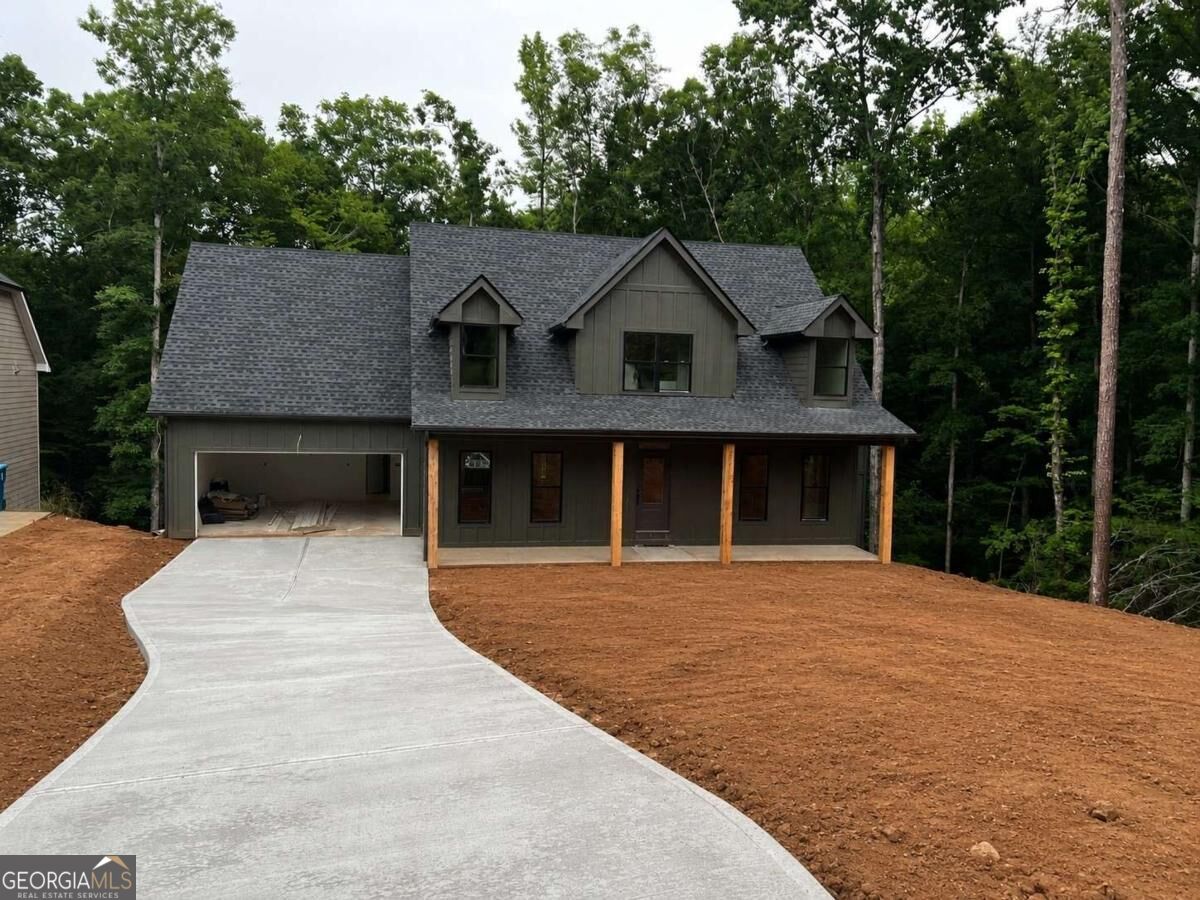 450 Ansley Drive Property Photo 1