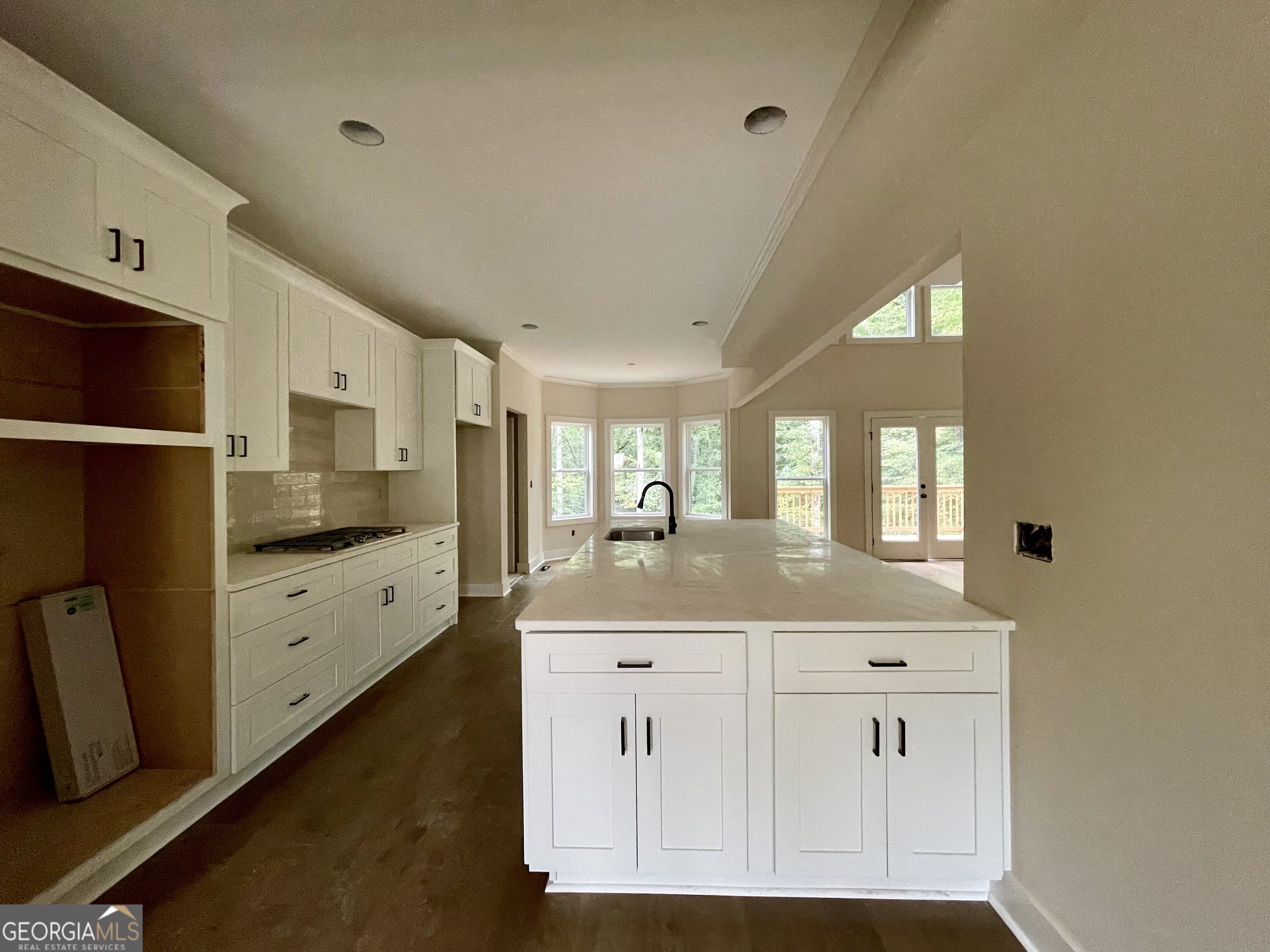 450 Ansley Drive Property Photo 4