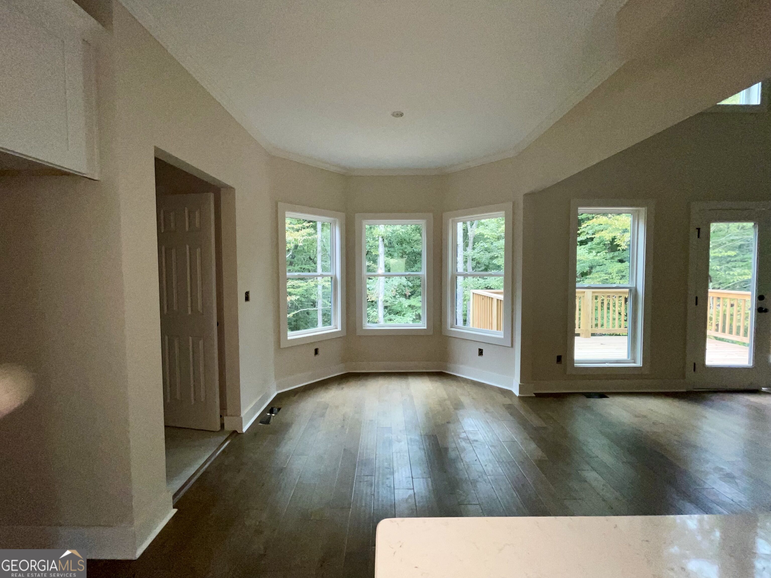 450 Ansley Drive Property Photo 8