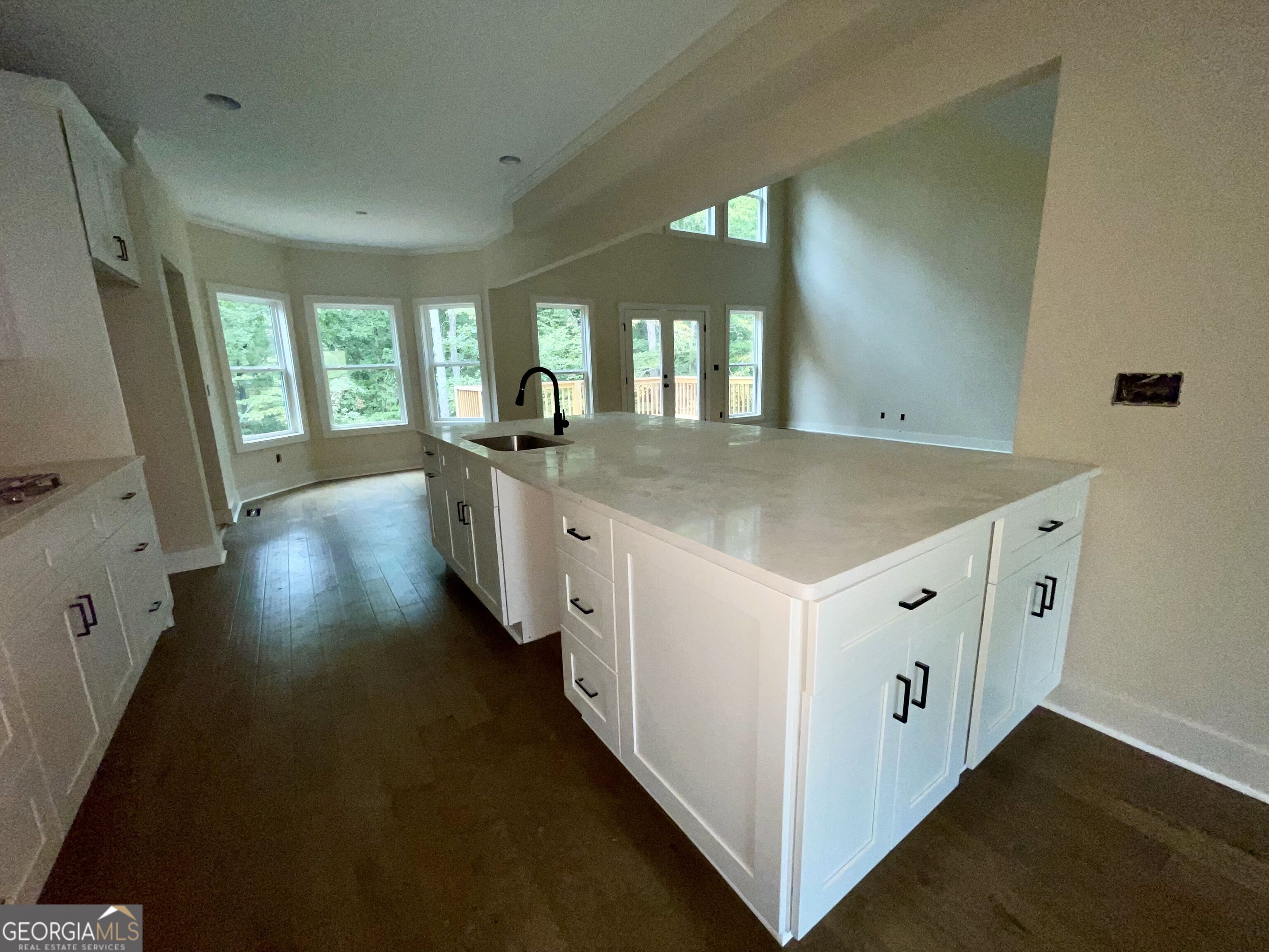 450 Ansley Drive Property Photo 9