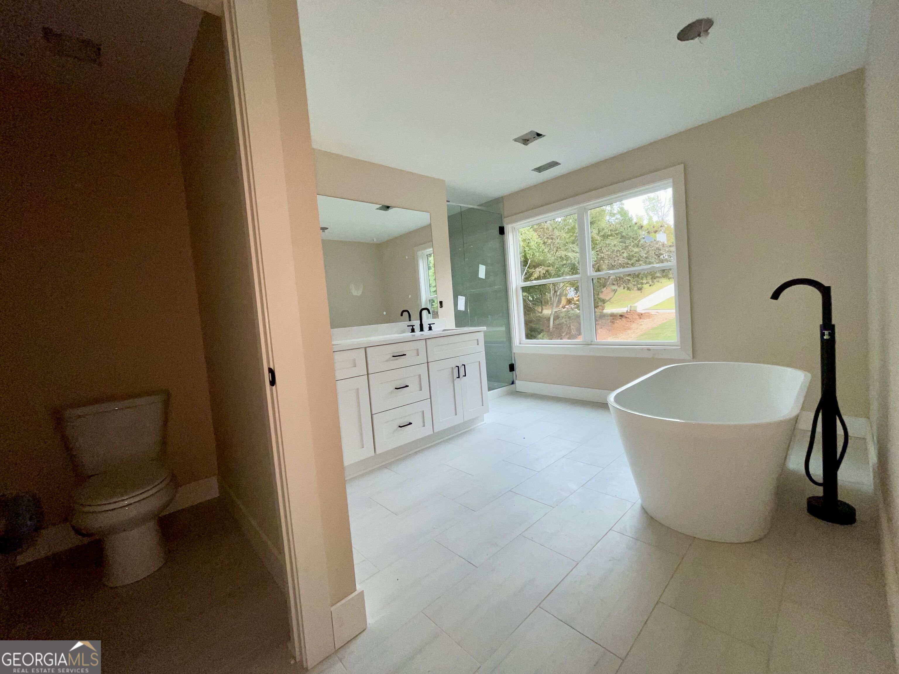 450 Ansley Drive Property Photo 33
