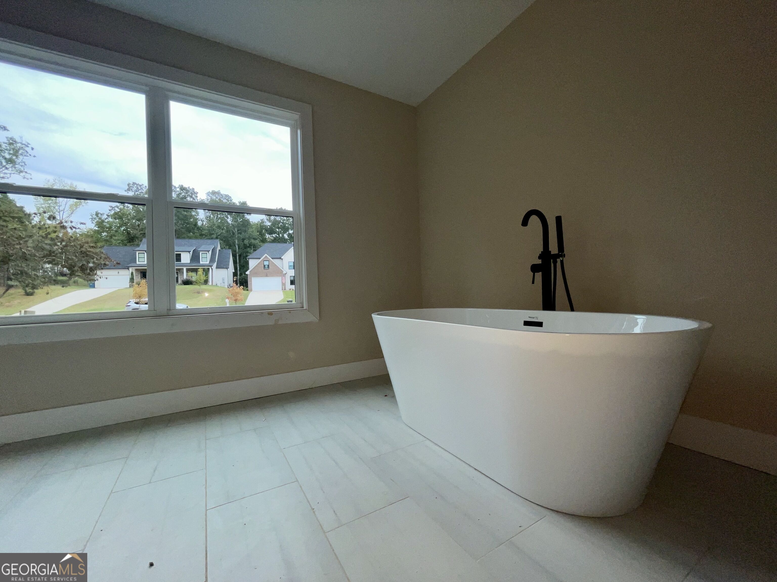 450 Ansley Drive Property Photo 36